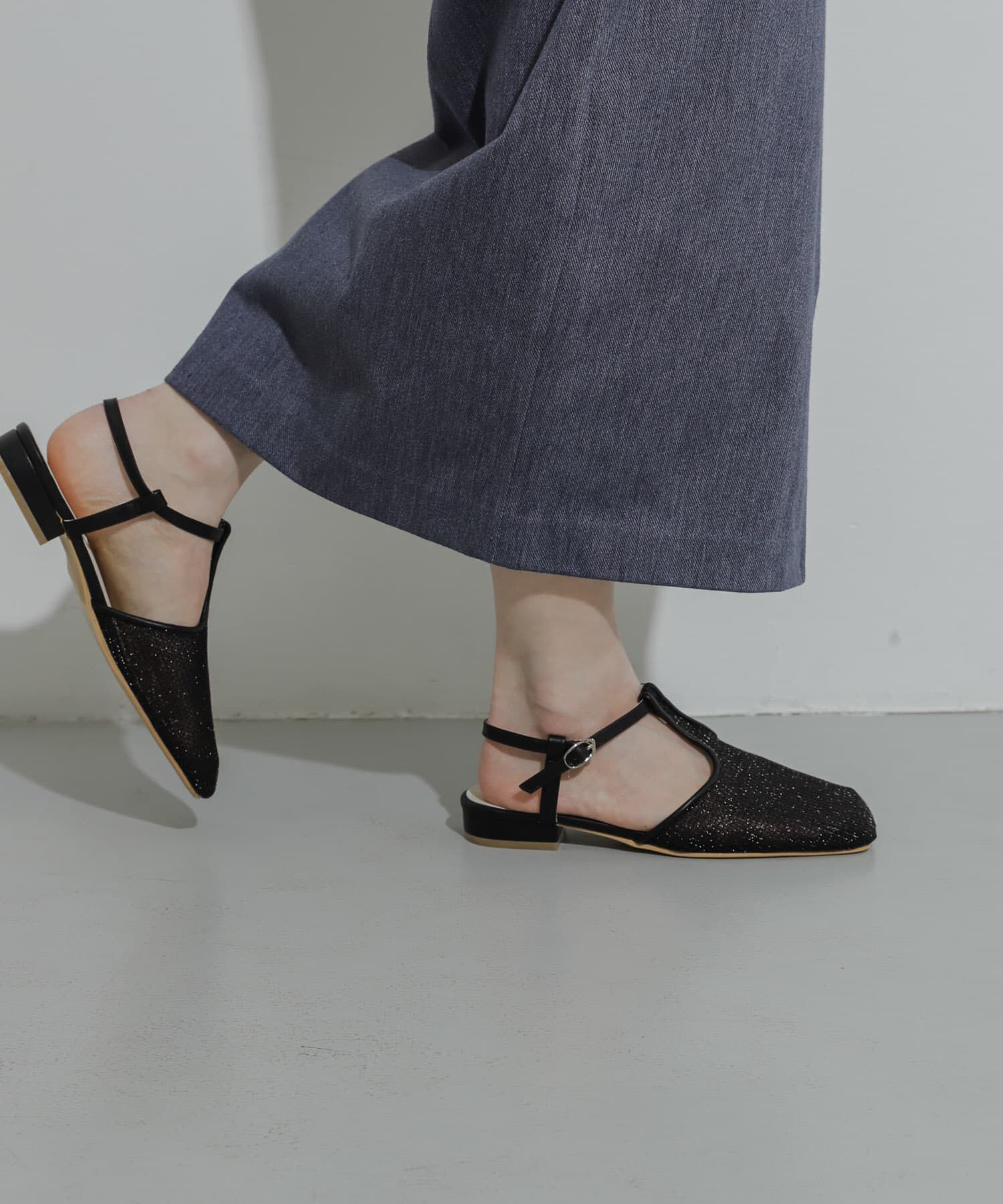 SENSE OF PLACE by URBAN RESEARCH「Tストラップメッシュサンダル」|サンダル|