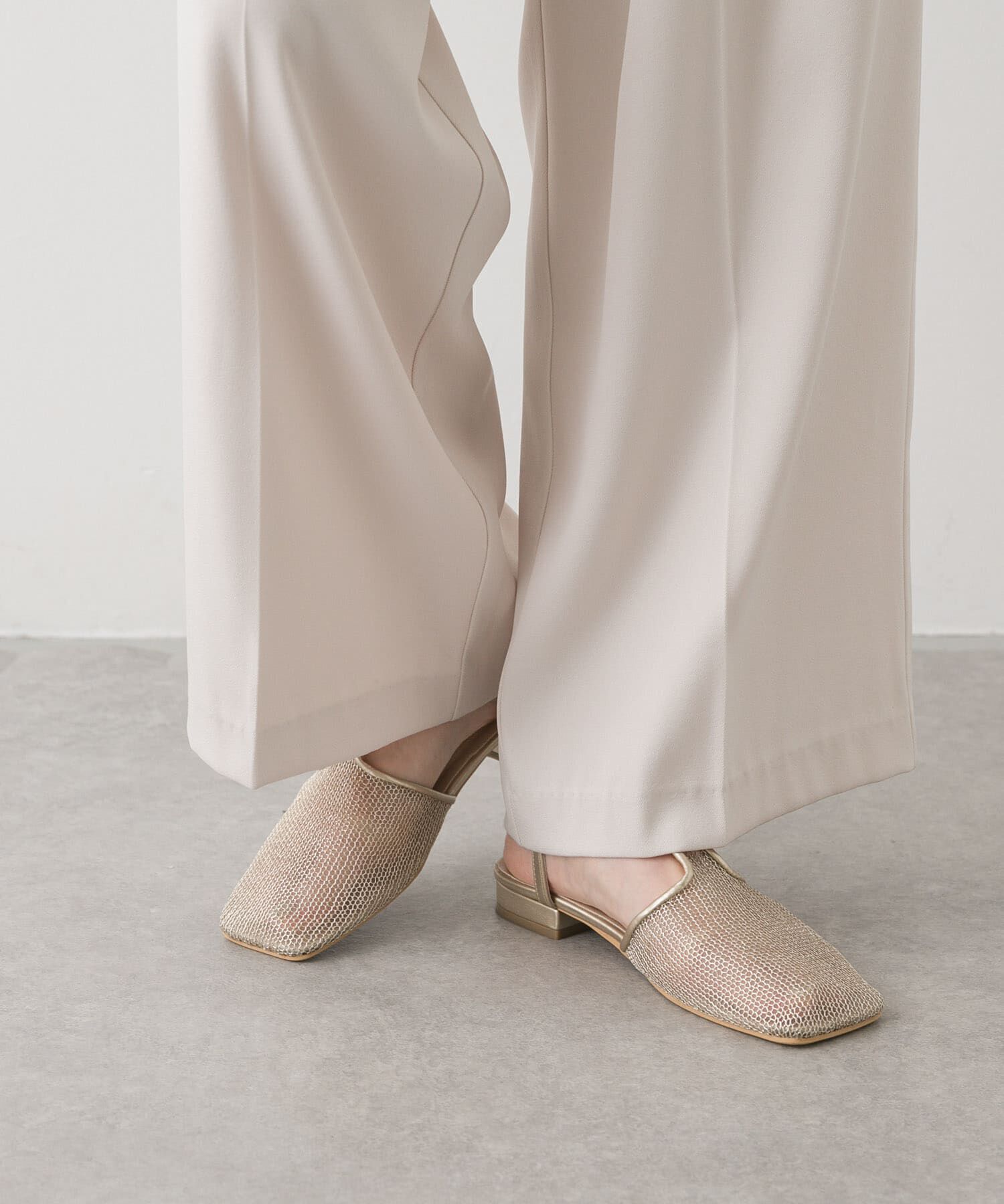 SENSE OF PLACE by URBAN RESEARCH「Tストラップメッシュサンダル」|サンダル|