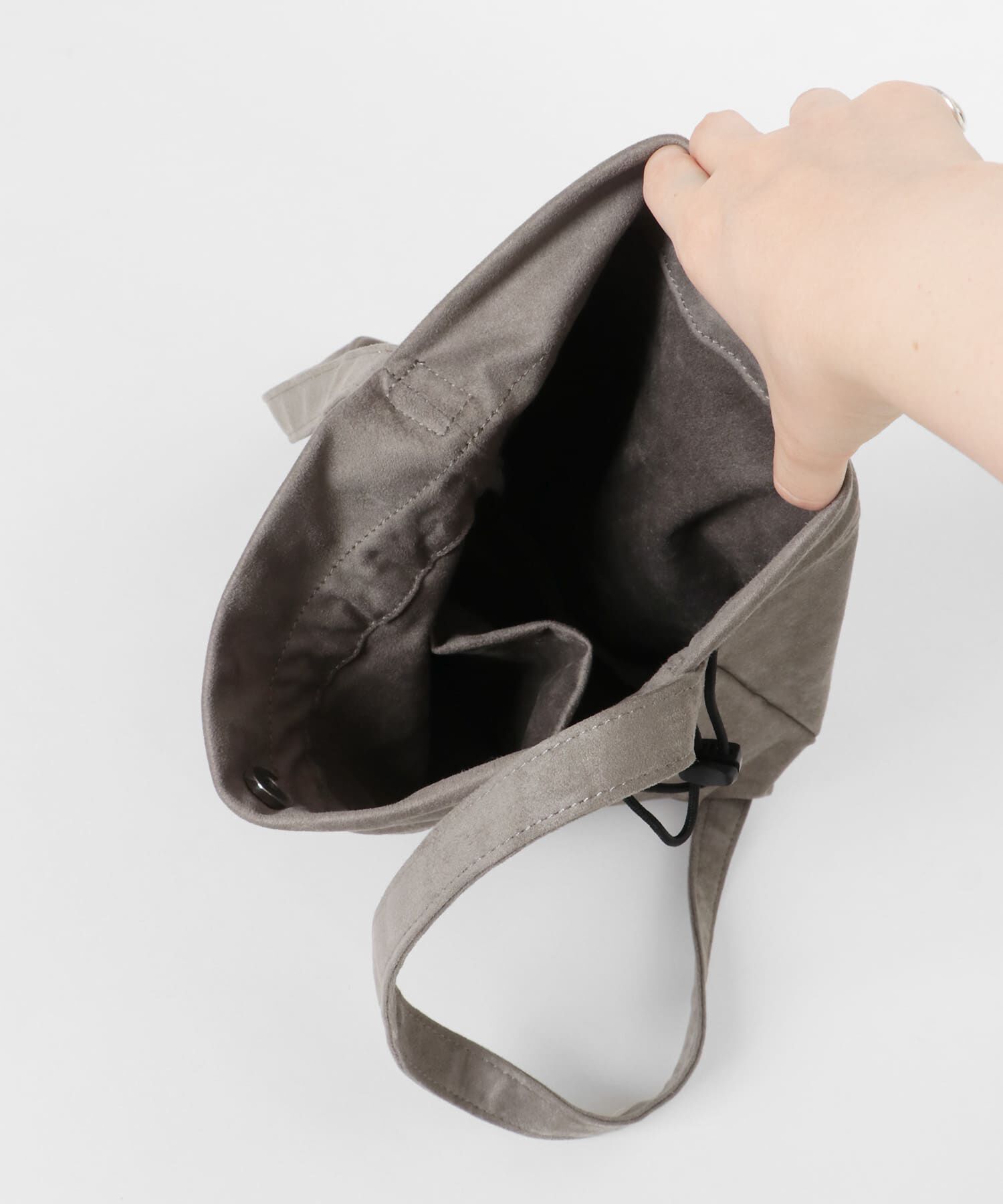 SENSE OF PLACE by URBAN RESEARCH「フェイクスエードキンチャクショルダー」|ショルダー・メッセンジャー|