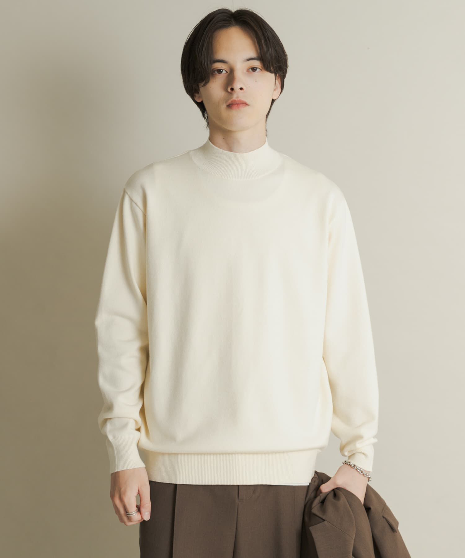 SENSE OF PLACE by URBAN RESEARCH「『一部WEB限定カラー』『洗濯可/毛玉防止』ストレッチモックネックニット」|ニット・セーター|