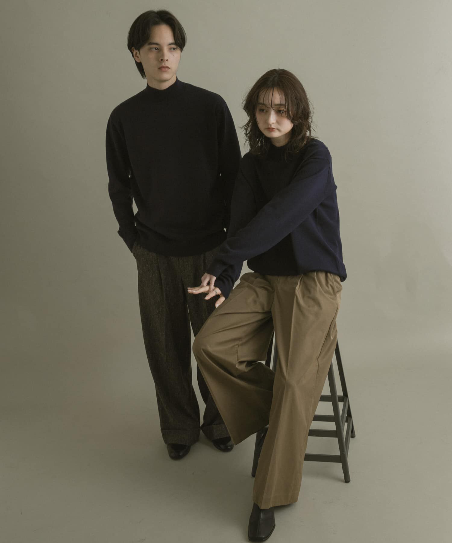 SENSE OF PLACE by URBAN RESEARCH「『一部WEB限定カラー』『洗濯可/毛玉防止』ストレッチモックネックニット」|ニット・セーター|