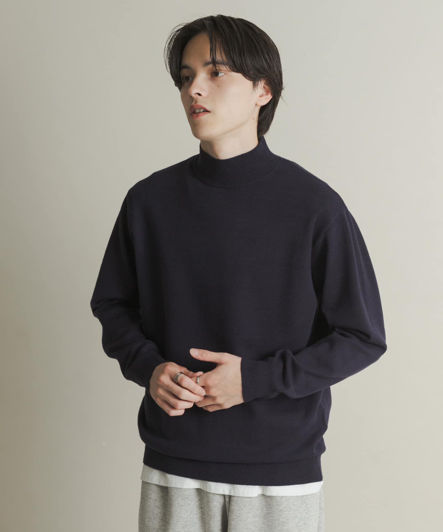 SENSE OF PLACE by URBAN RESEARCH「『一部WEB限定カラー』『洗濯可/毛玉防止』ストレッチモックネックニット」|ニット・セーター|