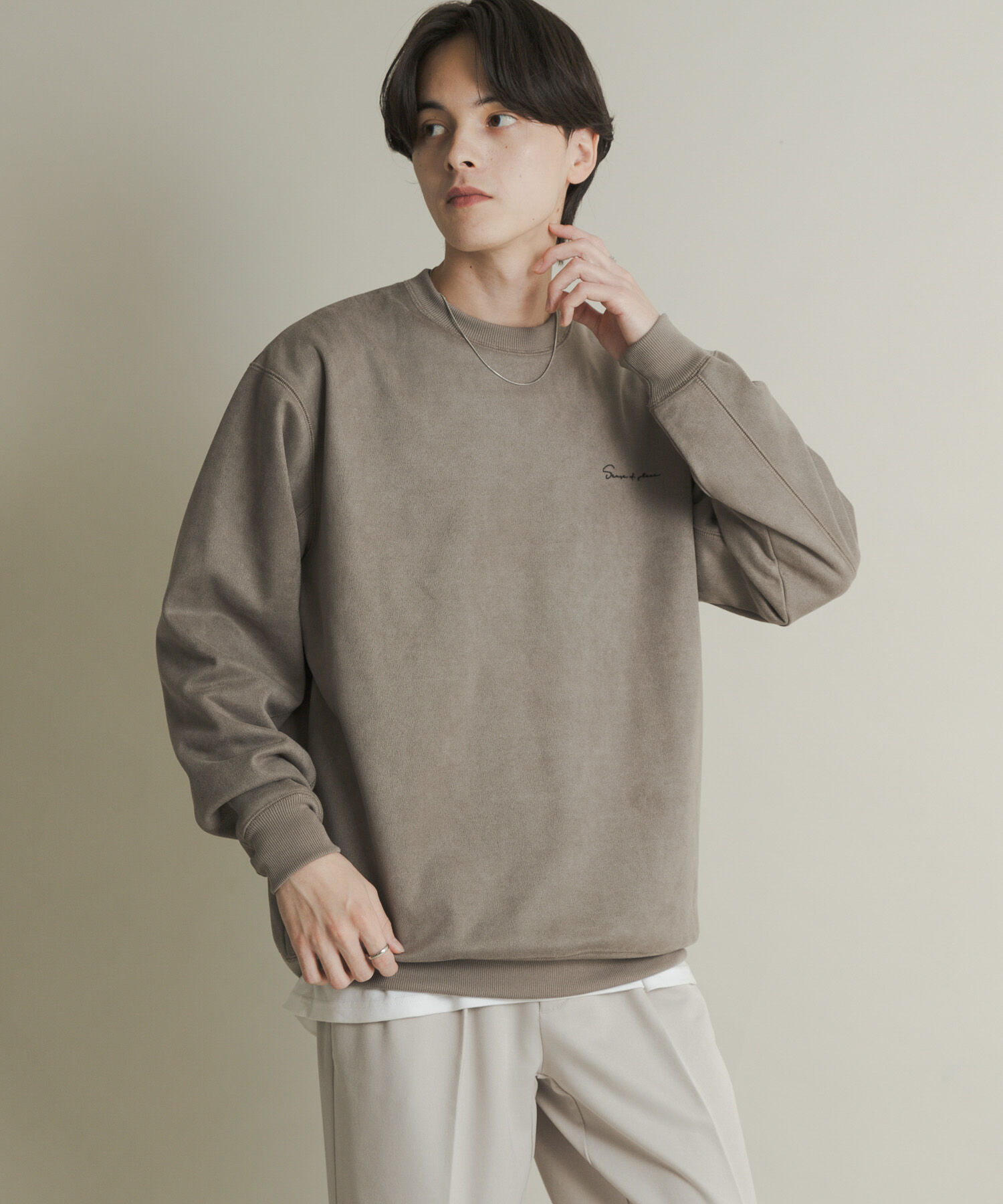 SENSE OF PLACE by URBAN RESEARCH「『ユニセックス』シシュウフェイクスエードクルーネックスウェット」|スウェット・ジャージ|