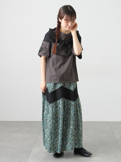 Samansa Mos2「三角ストール付カットワーク刺繍Tシャツ」|Tシャツ・カットソー|