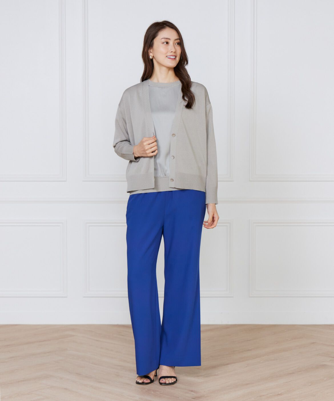 Le Souk「《大きいサイズ》シルキーライクVネックニットカーディガン」|カーディガン|