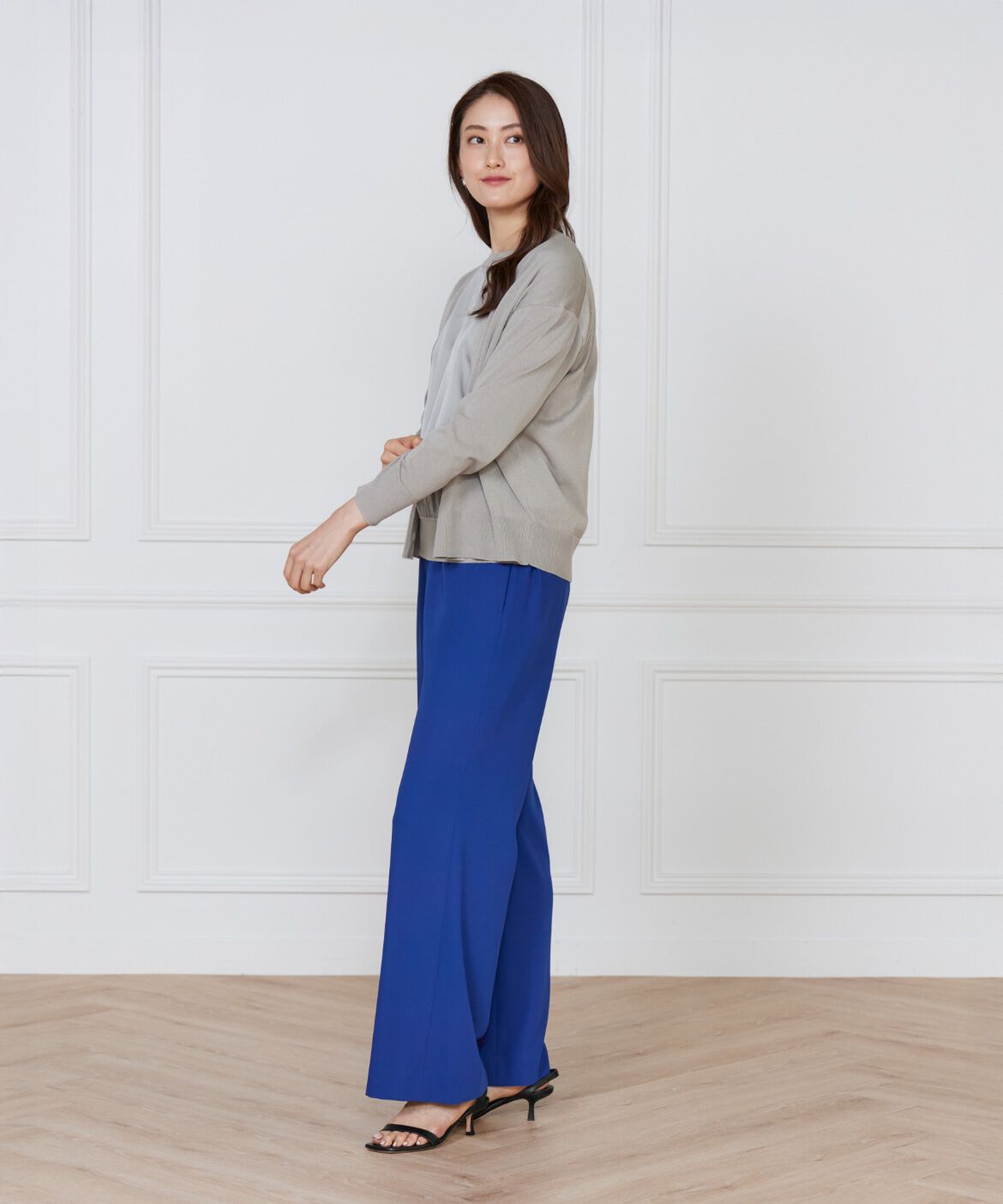 Le Souk「《大きいサイズ》シルキーライクVネックニットカーディガン」|カーディガン|