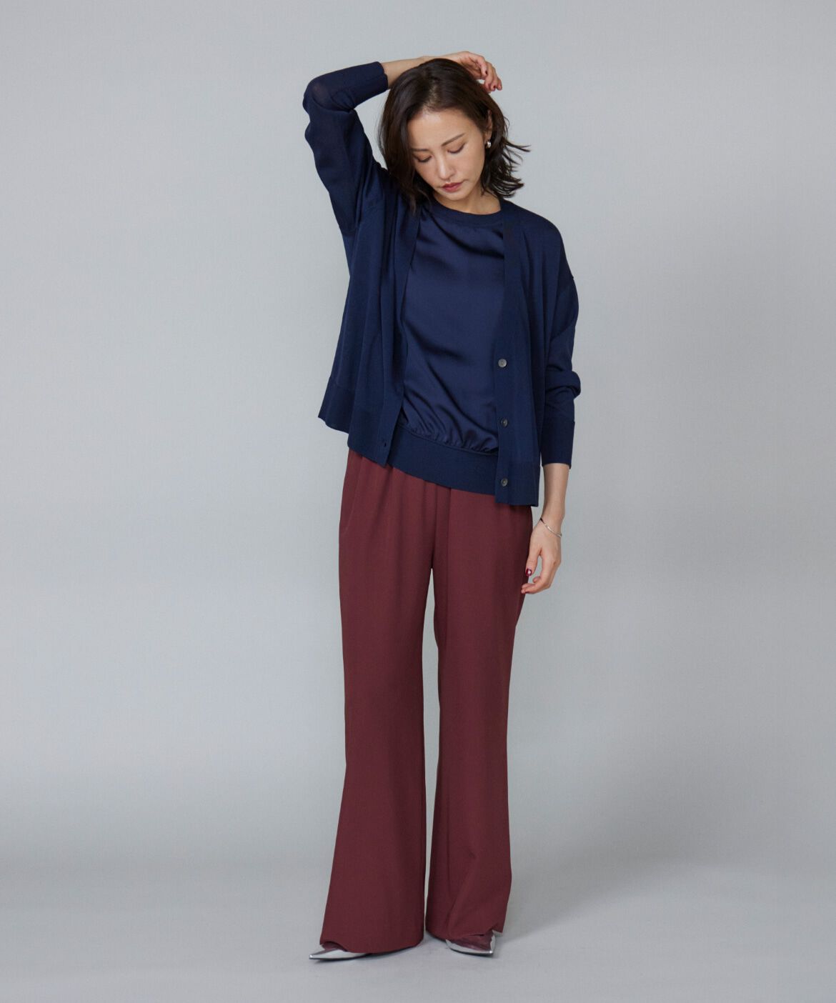 Le Souk「《大きいサイズ》シルキーライクVネックニットカーディガン」|カーディガン|