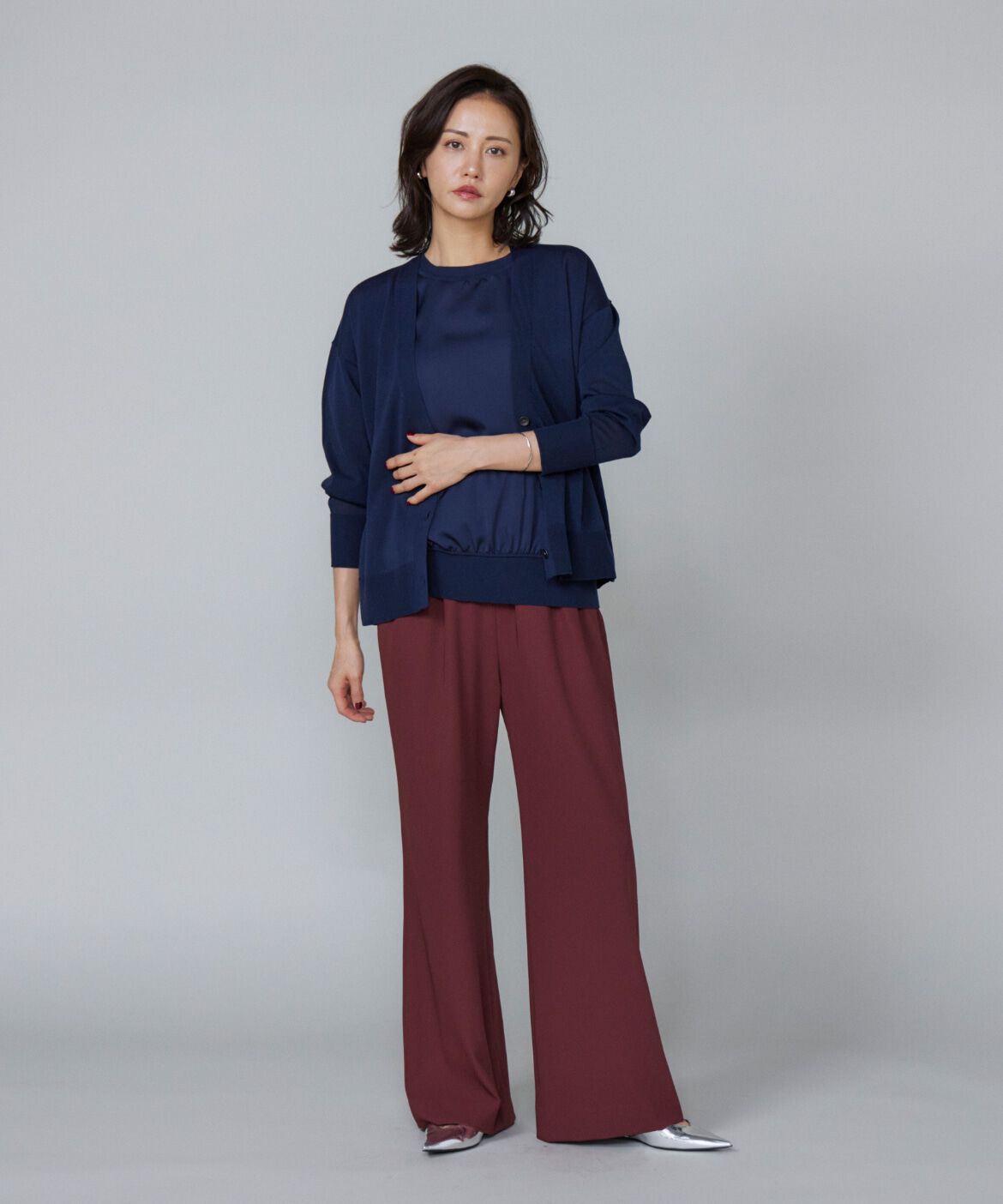 Le Souk「《大きいサイズ》シルキーライクVネックニットカーディガン」|カーディガン|