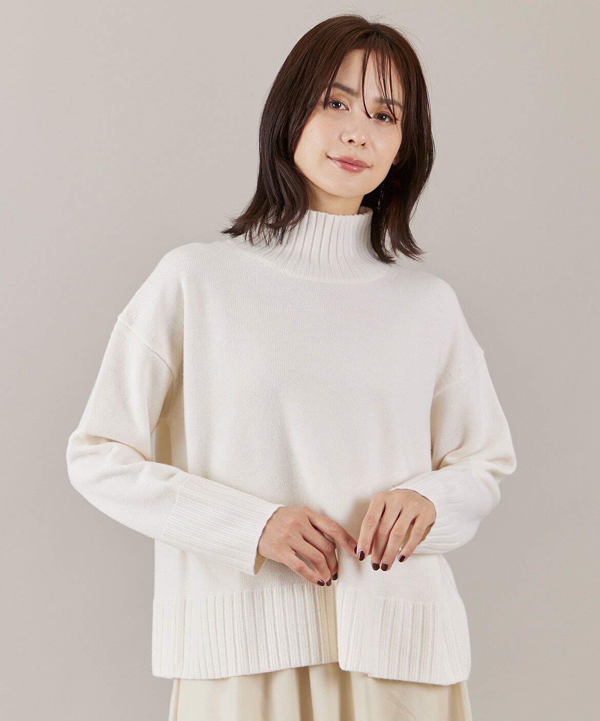 INED「ハイネックプルオーバーニット」|ニット・セーター|オフホワイト1