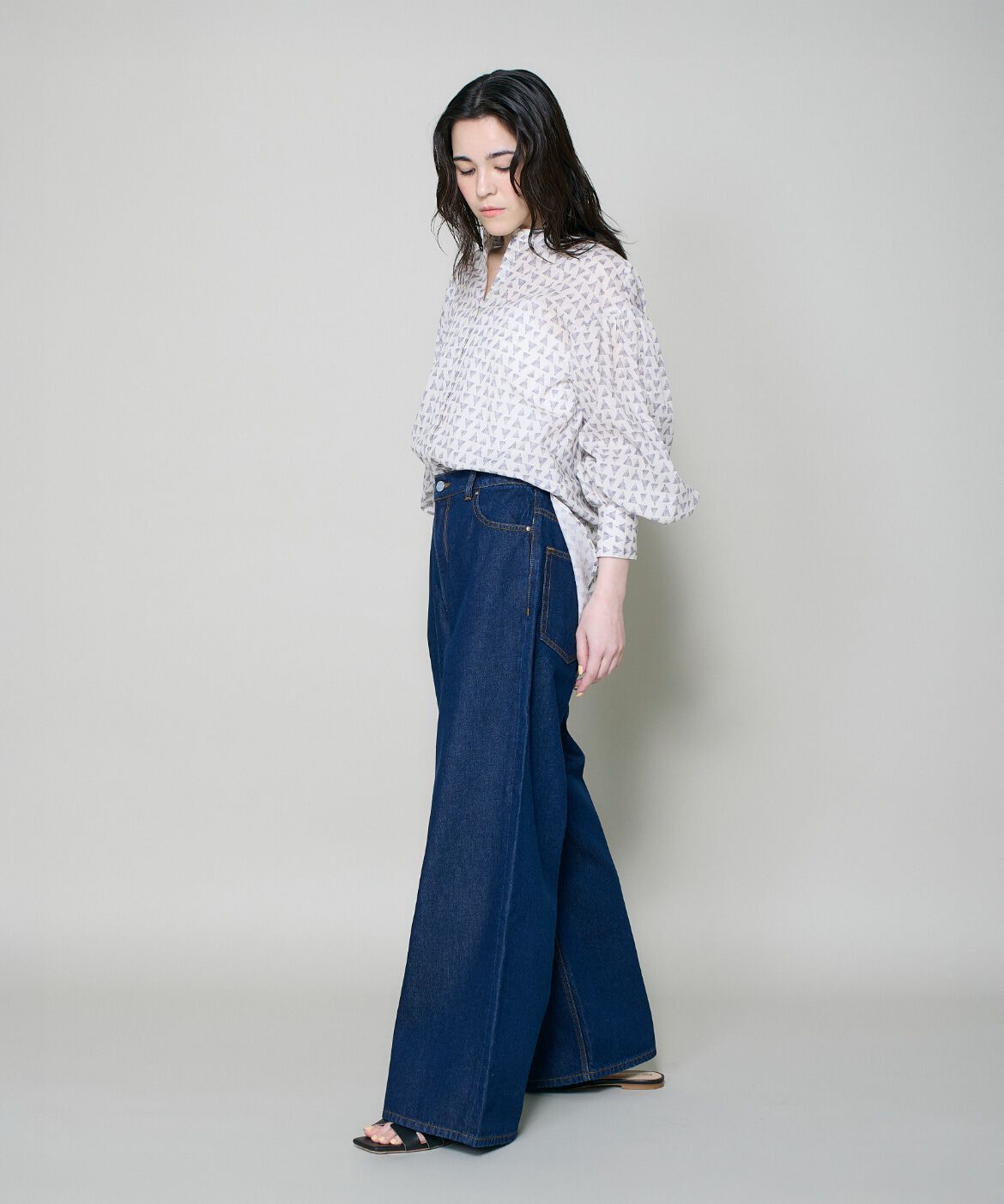 DAY by DAY it&rsquo;s international「トライアングルプリントコットンブラウス」|シャツ・ブラウス|