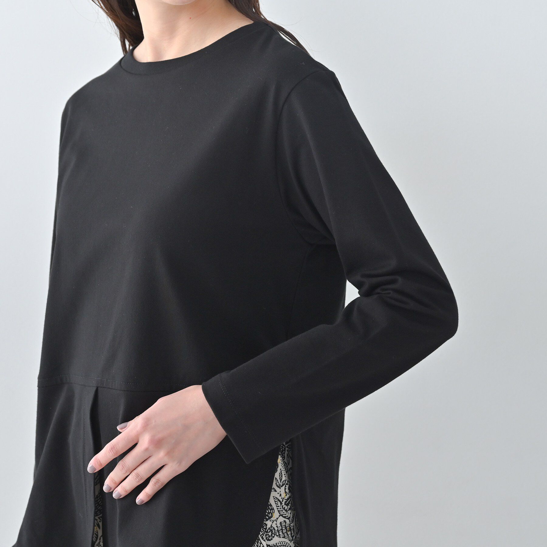 UNTITLED「【Liyoca】ベーシック天竺スリットプルオーバー」|Tシャツ・カットソー|