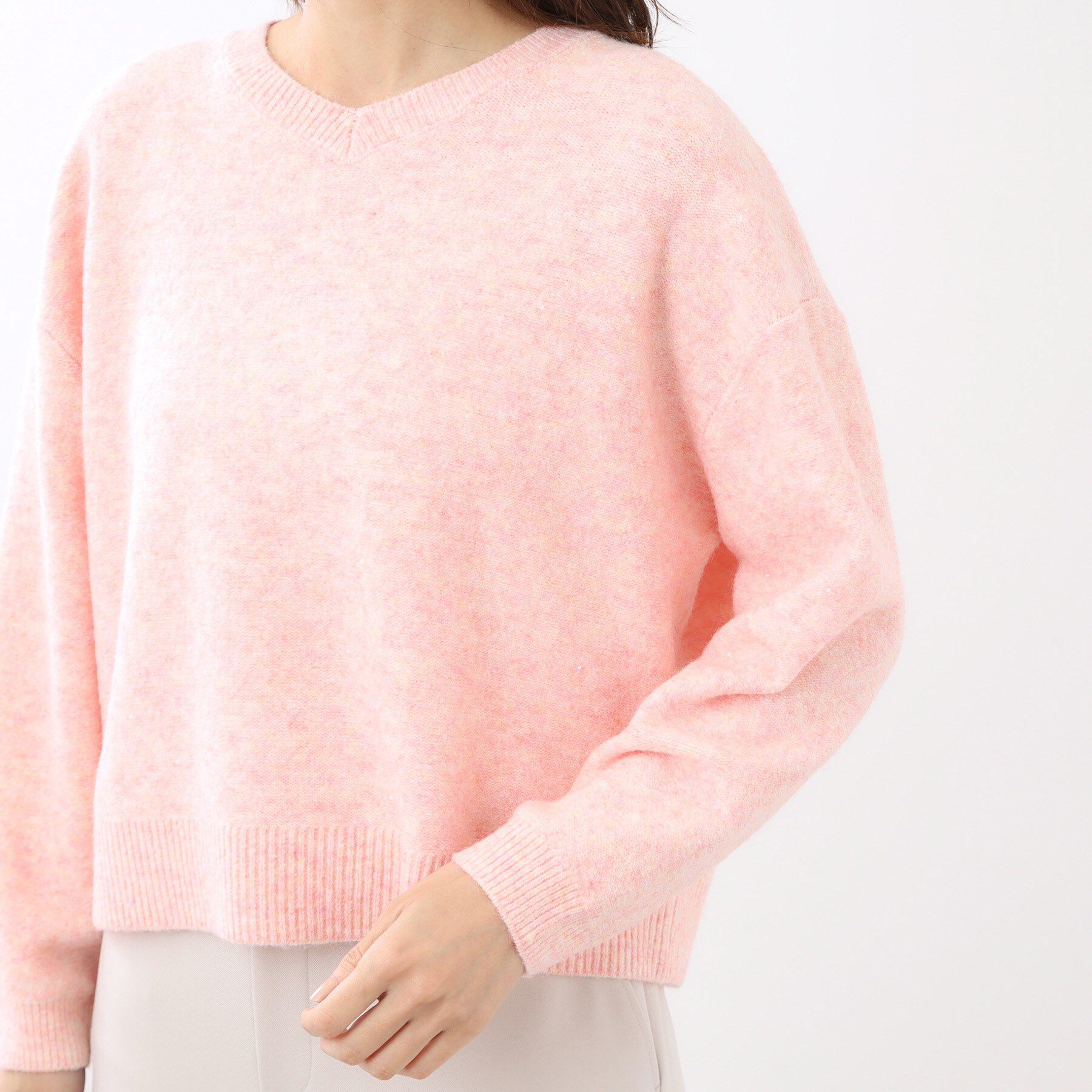 Reflect「【選べる5色／ゆったりシルエット】Vネックスパンコールニット」|ニット・セーター|