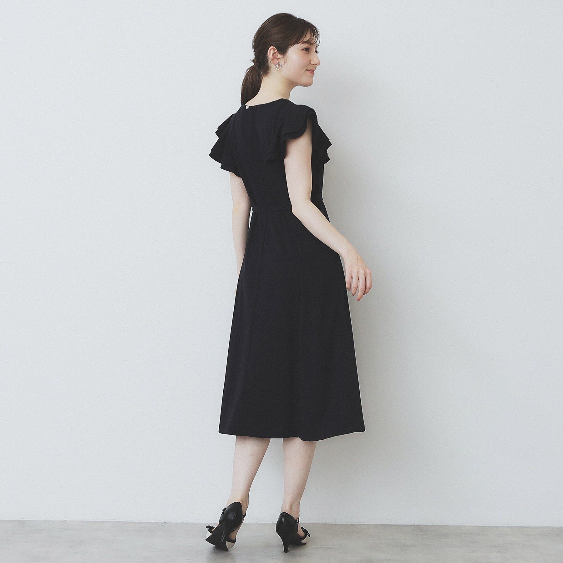 index「《5色展開/S-LLサイズ》シルケットVネックフレアワンピース【接触冷感/UVケア/洗濯機洗い可】」|ワンピース|