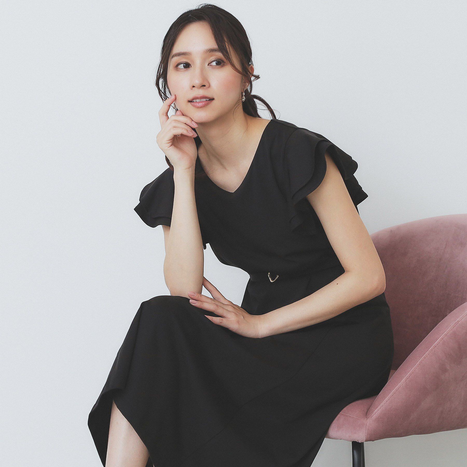 index「《5色展開/S-LLサイズ》シルケットVネックフレアワンピース【接触冷感/UVケア/洗濯機洗い可】」|ワンピース|ブラック(819)