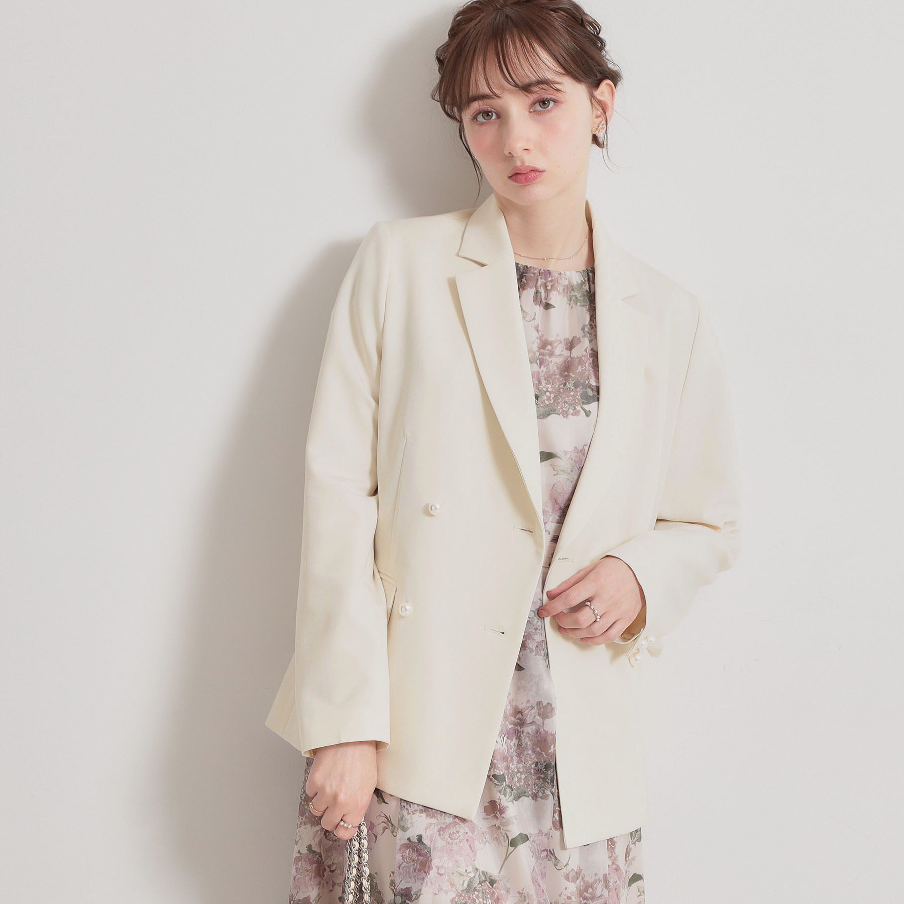 Couture broach「【洗える・通勤】パール調ボタン テーラードジャケット」|テーラードジャケット|