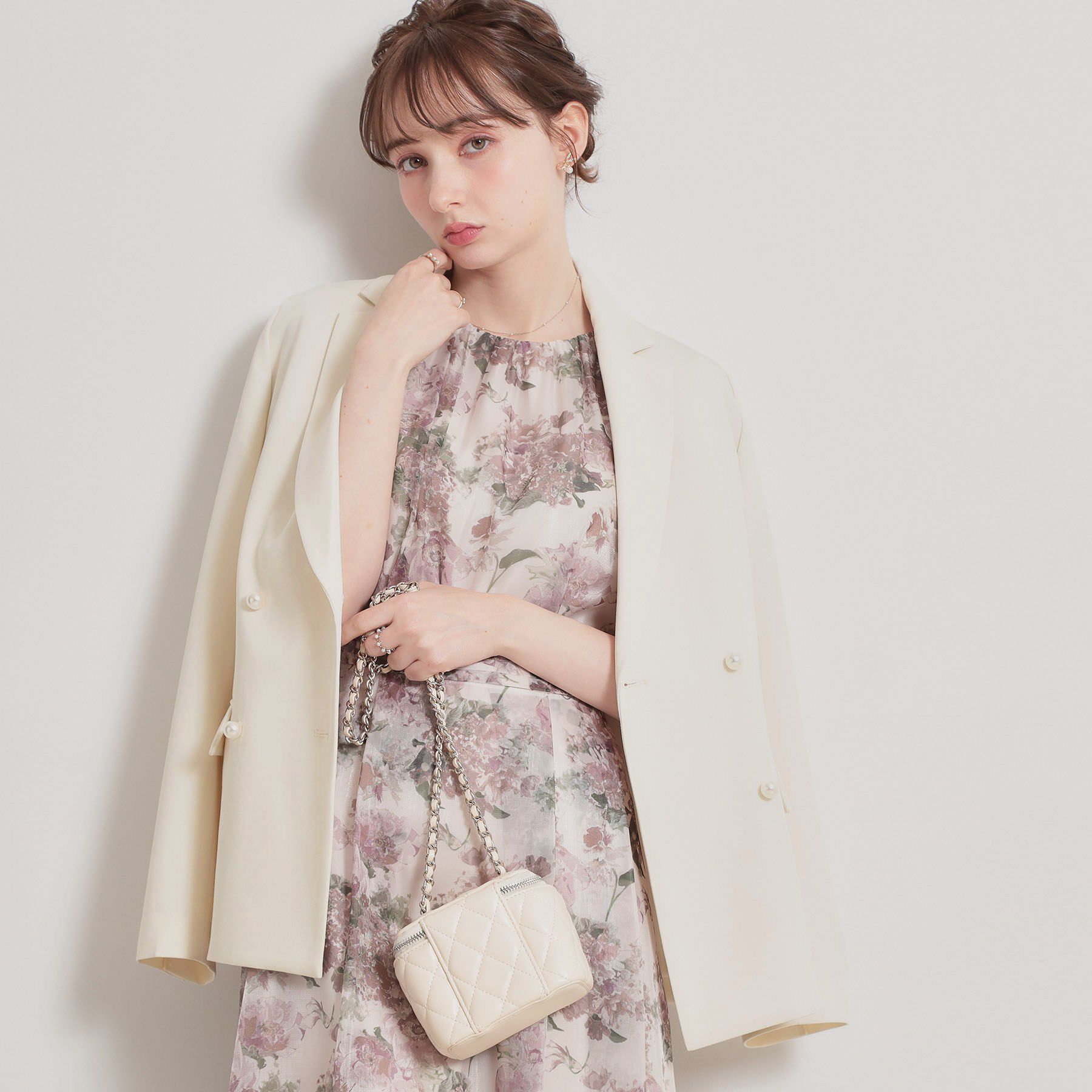 Couture broach「【洗える・通勤】パール調ボタン テーラードジャケット」|テーラードジャケット|ライトベージュ(85