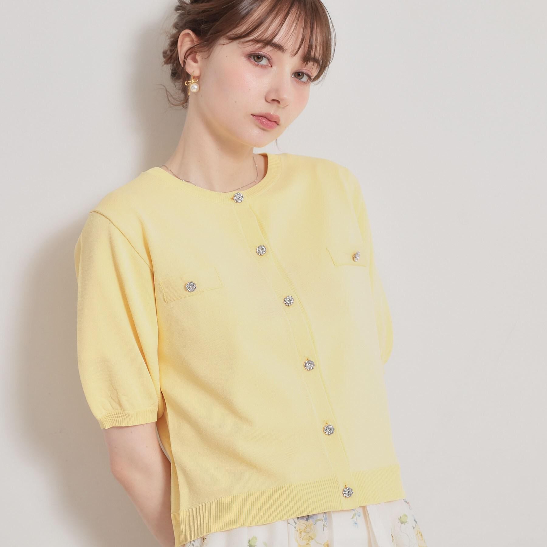 Couture broach「【洗える・着映え】ビジューボタン カーディガン」|カーディガン|イエロー(031)
