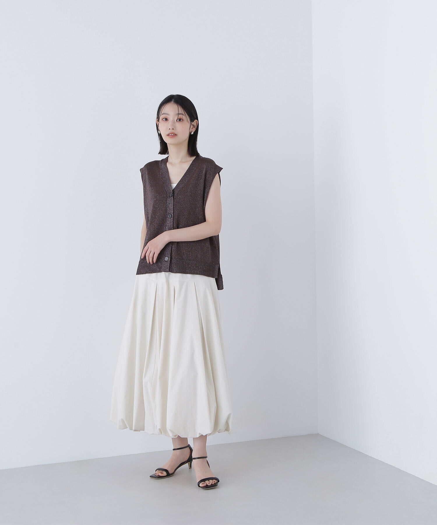  「スパークVネックニットベスト」|ニット・セーター|