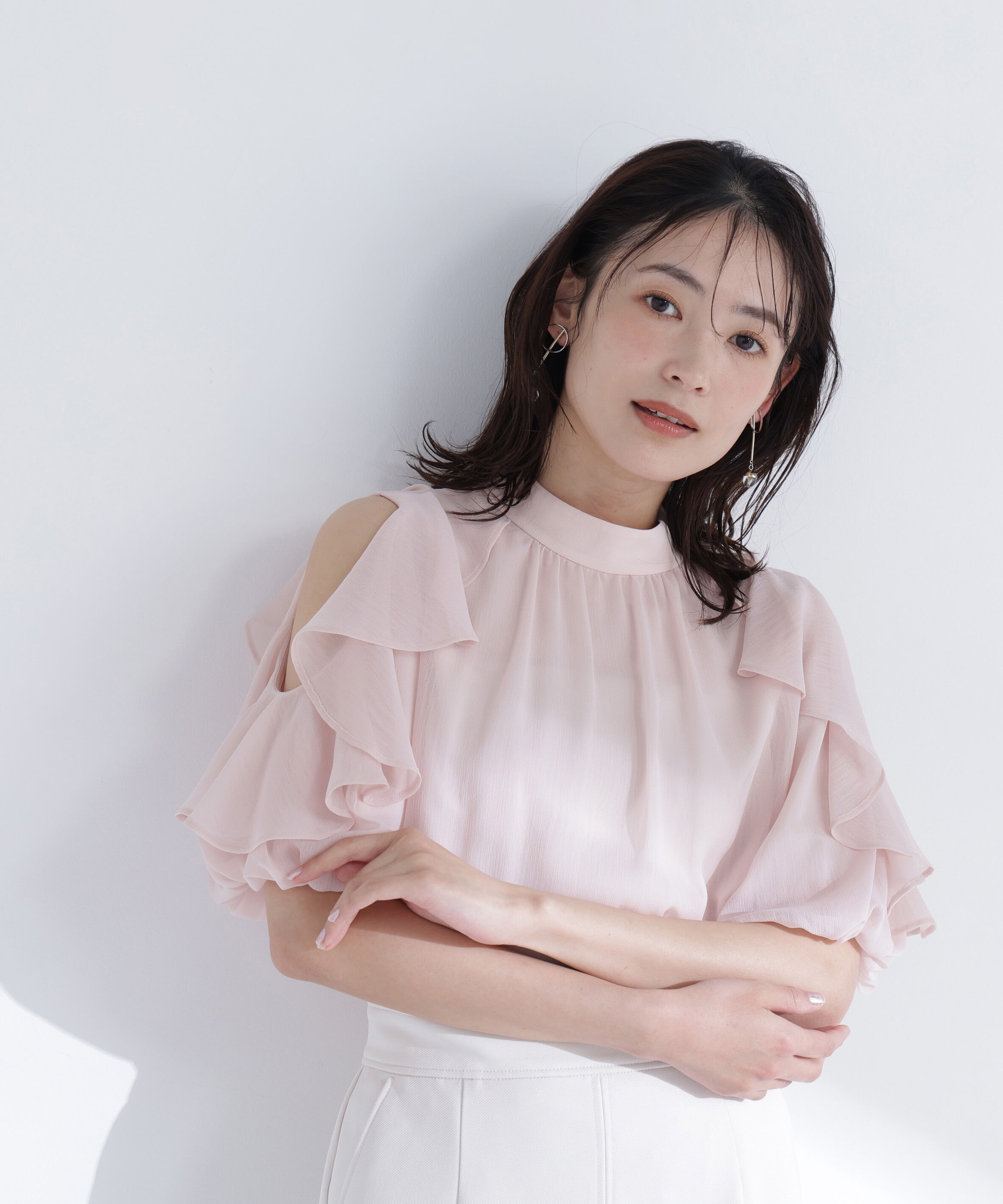  「ショルダースリットフリルブラウス」|シャツ・ブラウス|
