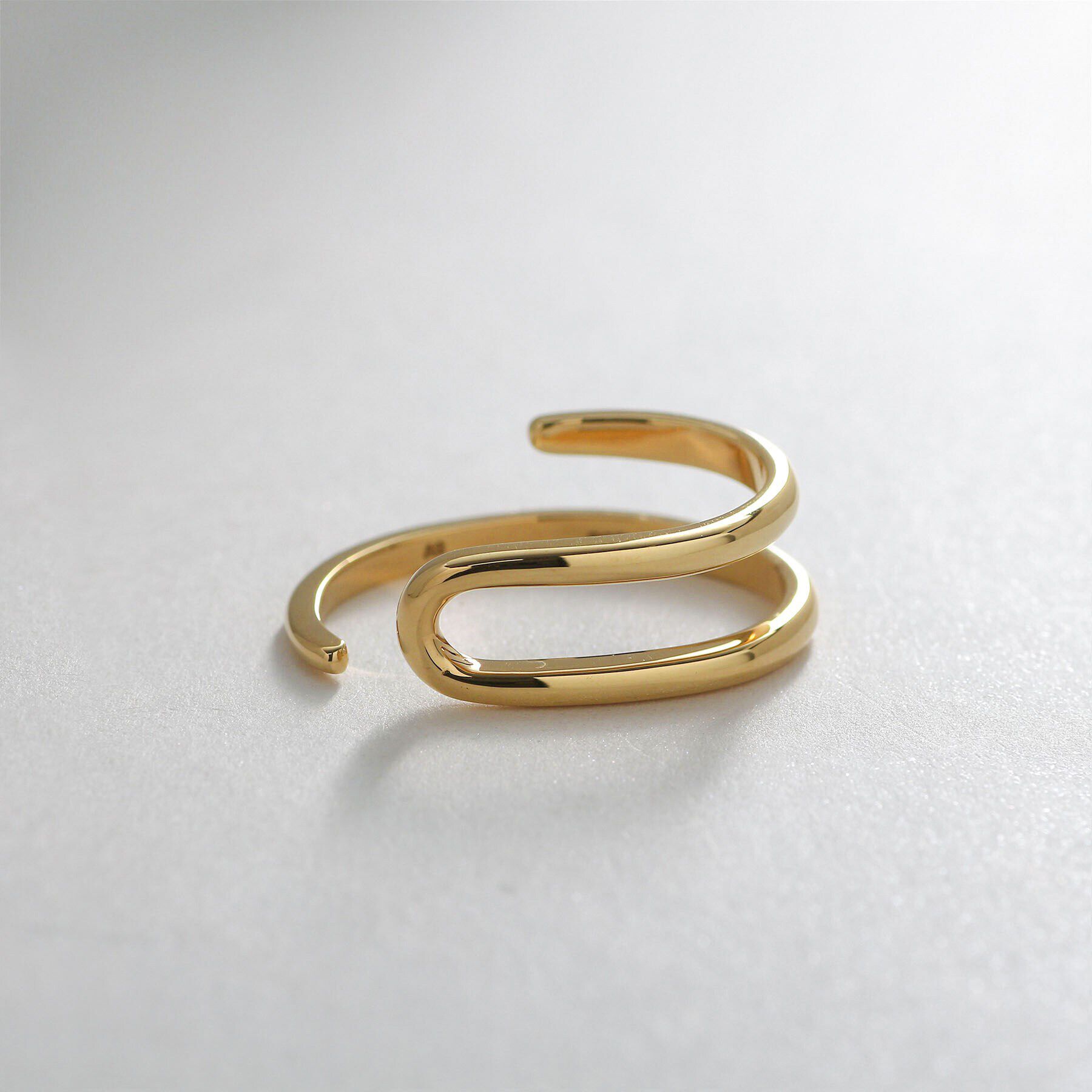 COCOSHNIK「シルバー ダブルフープ月甲 イヤーカフ」|イヤリング|