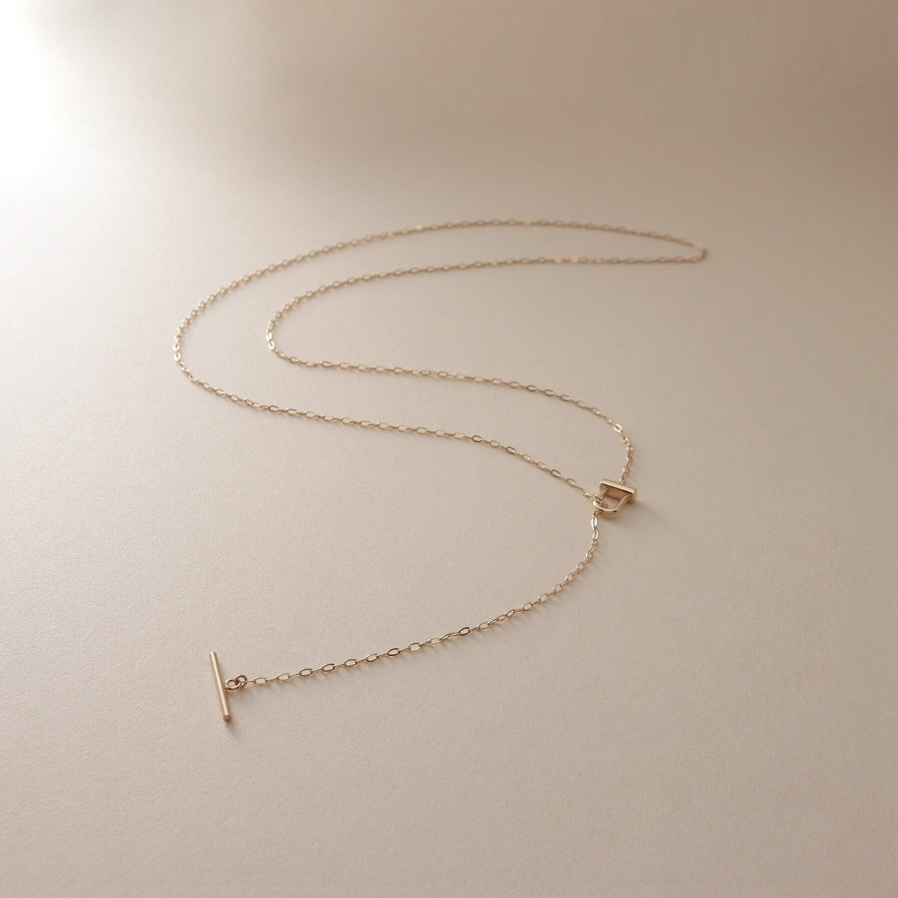 COCOSHNIK「K10ロックモチーフマンテル ネックレス」|ネックレス|