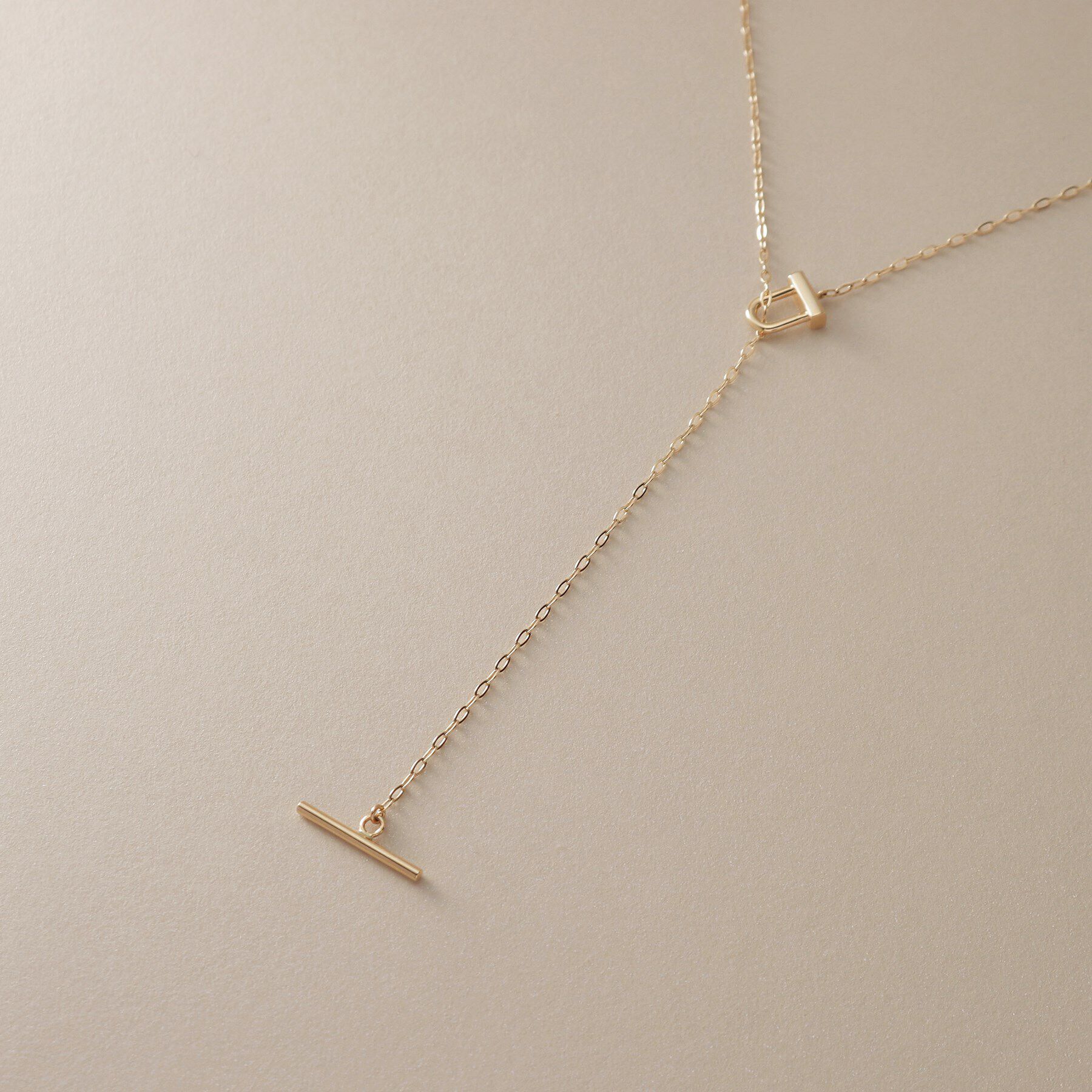 COCOSHNIK「K10ロックモチーフマンテル ネックレス」|ネックレス|