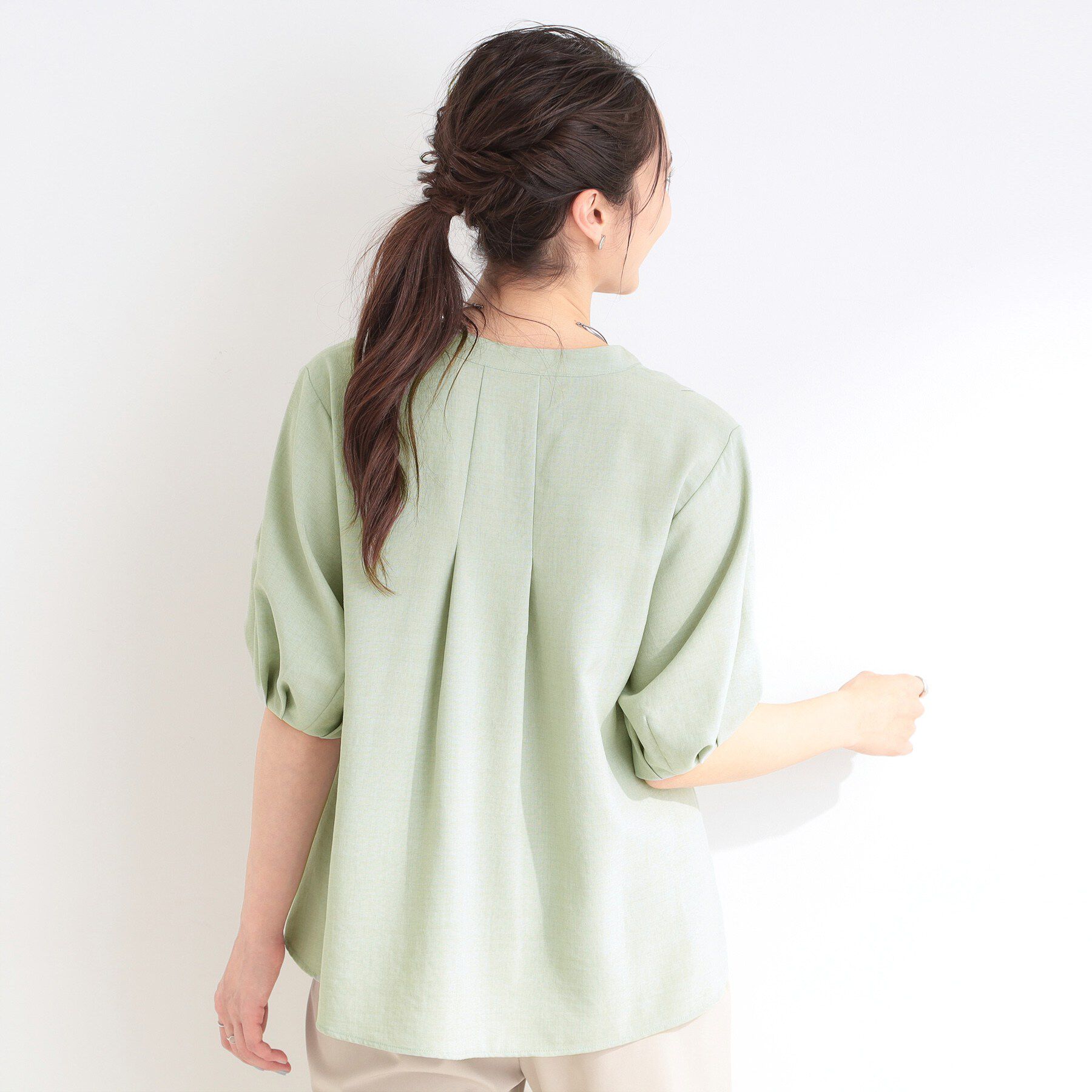 SHOO･LA･RUE「【洗濯後しわになりにくい/S-LL/インせず着られる】柄も選べる　1枚で決まる麻調5分袖ペプラムブラ」|シャツ・ブラウス|