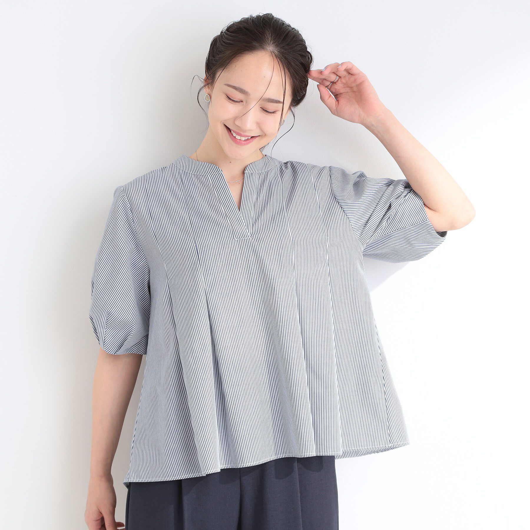 SHOO･LA･RUE「【洗濯後しわになりにくい/S-LL/インせず着られる】柄も選べる　1枚で決まる麻調5分袖ペプラムブラ」|シャツ・ブラウス|