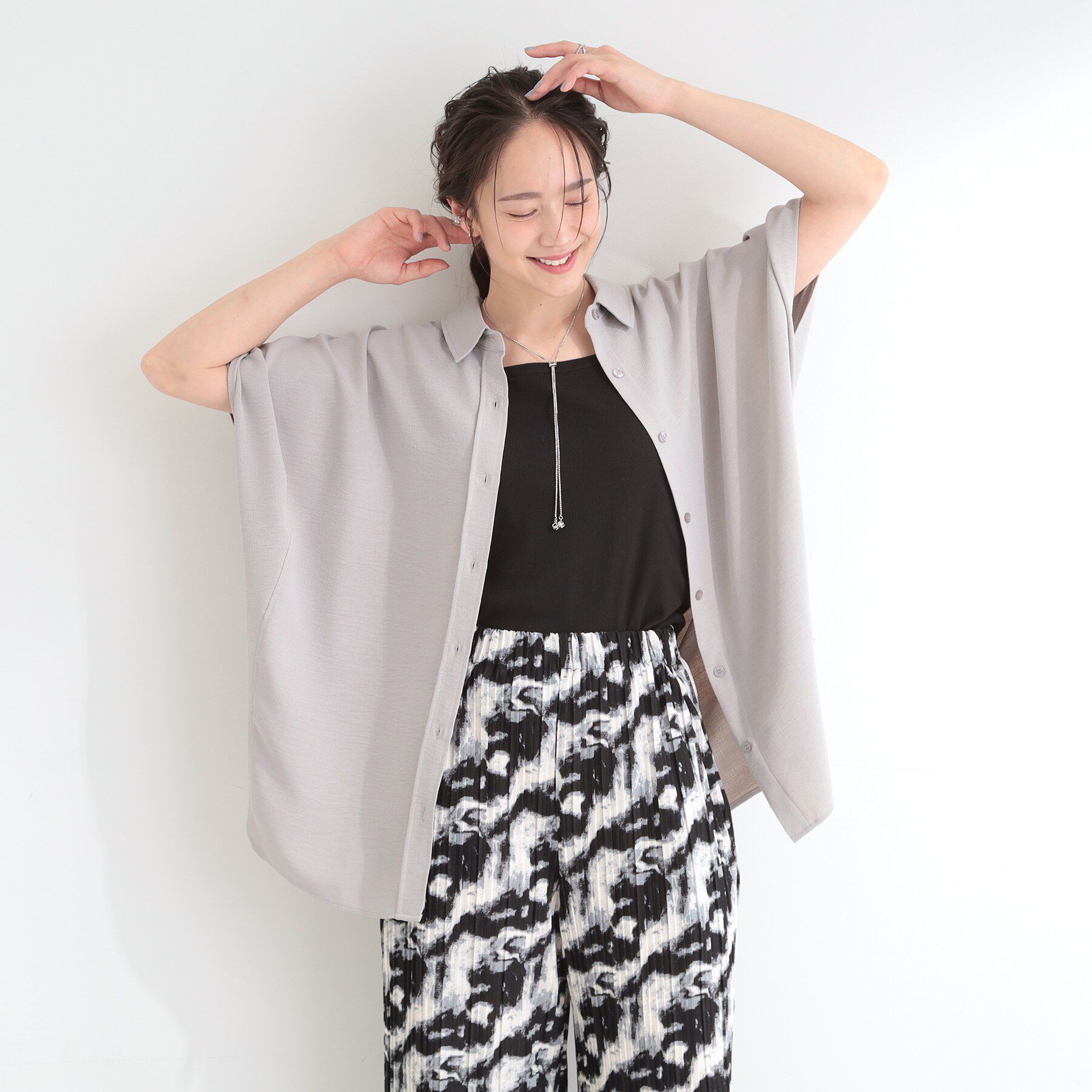 SHOO･LA･RUE「【洗濯後シワになりにくい/体型カバー】ポンチョ風ゆったりシャツ」|シャツ・ブラウス|