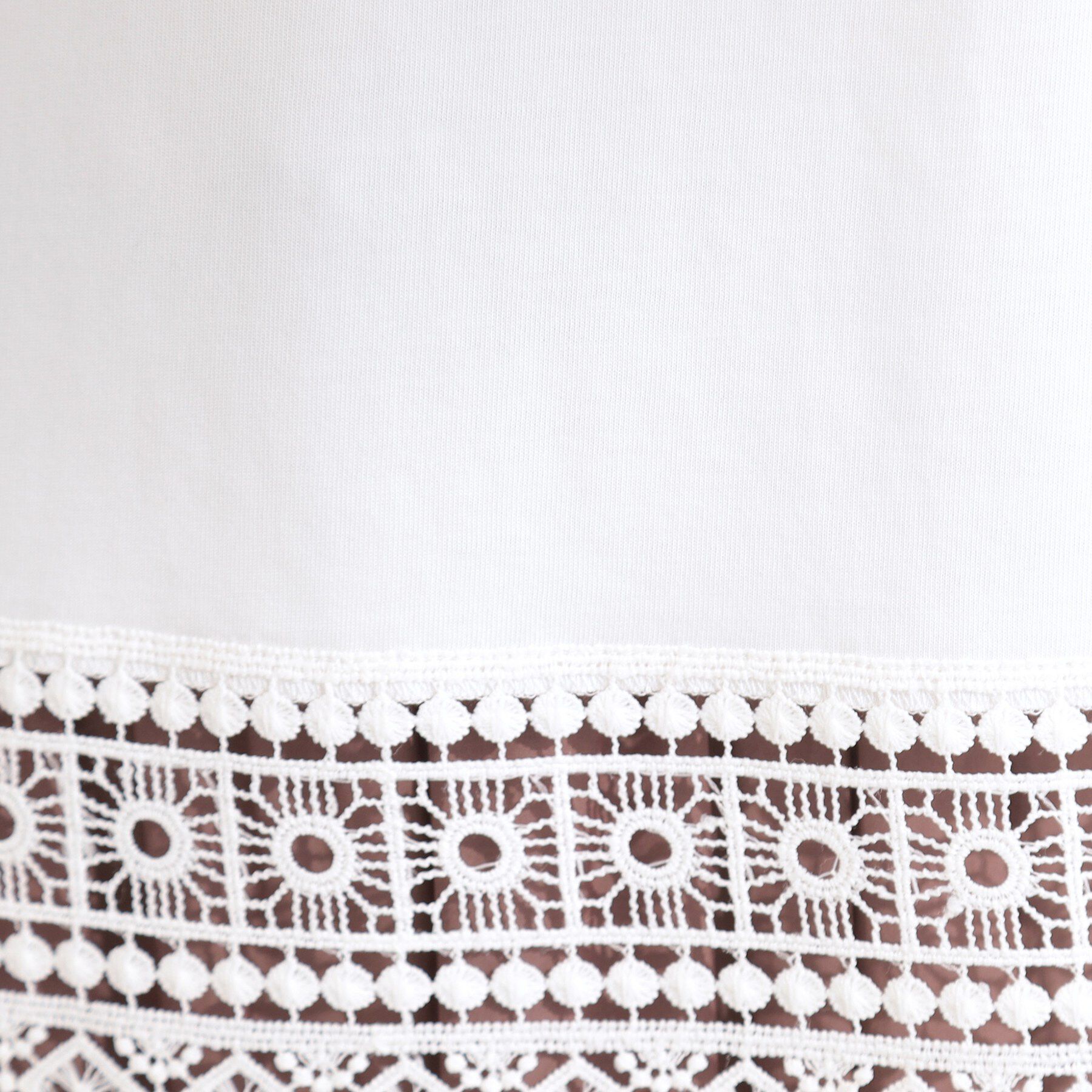 SHOO･LA･RUE「【洗濯機可/ひんやり/S-LL】レース使いがポイント 体型カバーもできる　1枚でサマになるデザインT」|Tシャツ・カットソー|