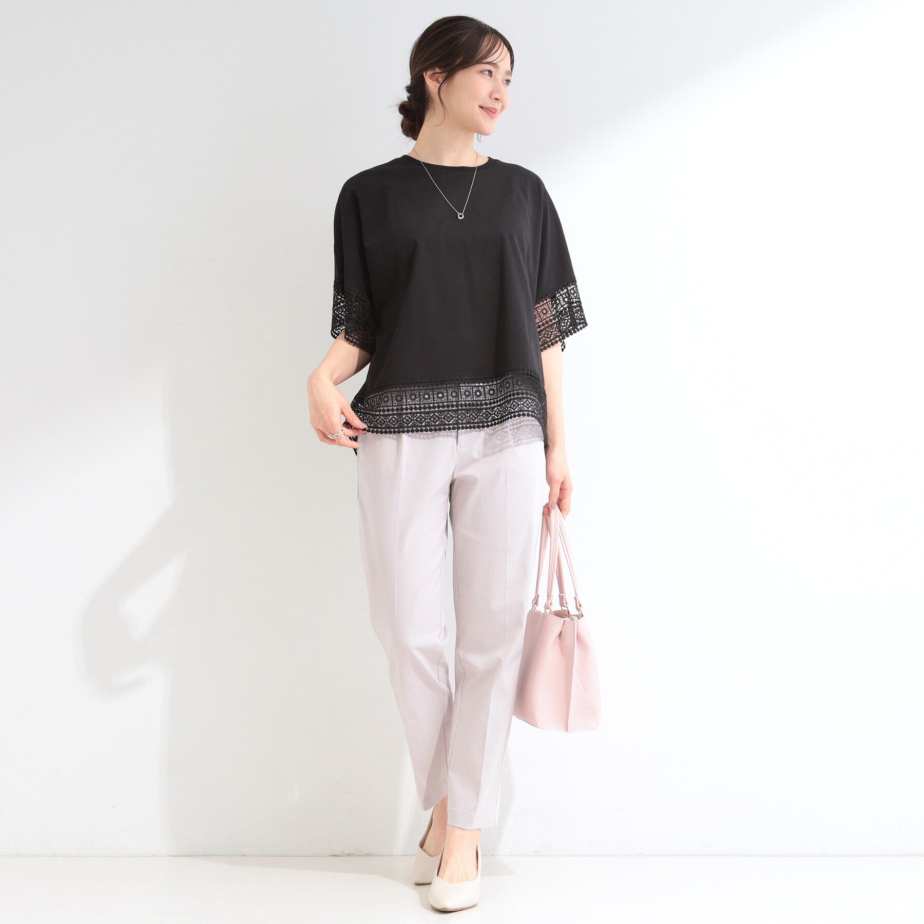 SHOO･LA･RUE「【洗濯機可/ひんやり/S-LL】レース使いがポイント 体型カバーもできる　1枚でサマになるデザインT」|Tシャツ・カットソー|