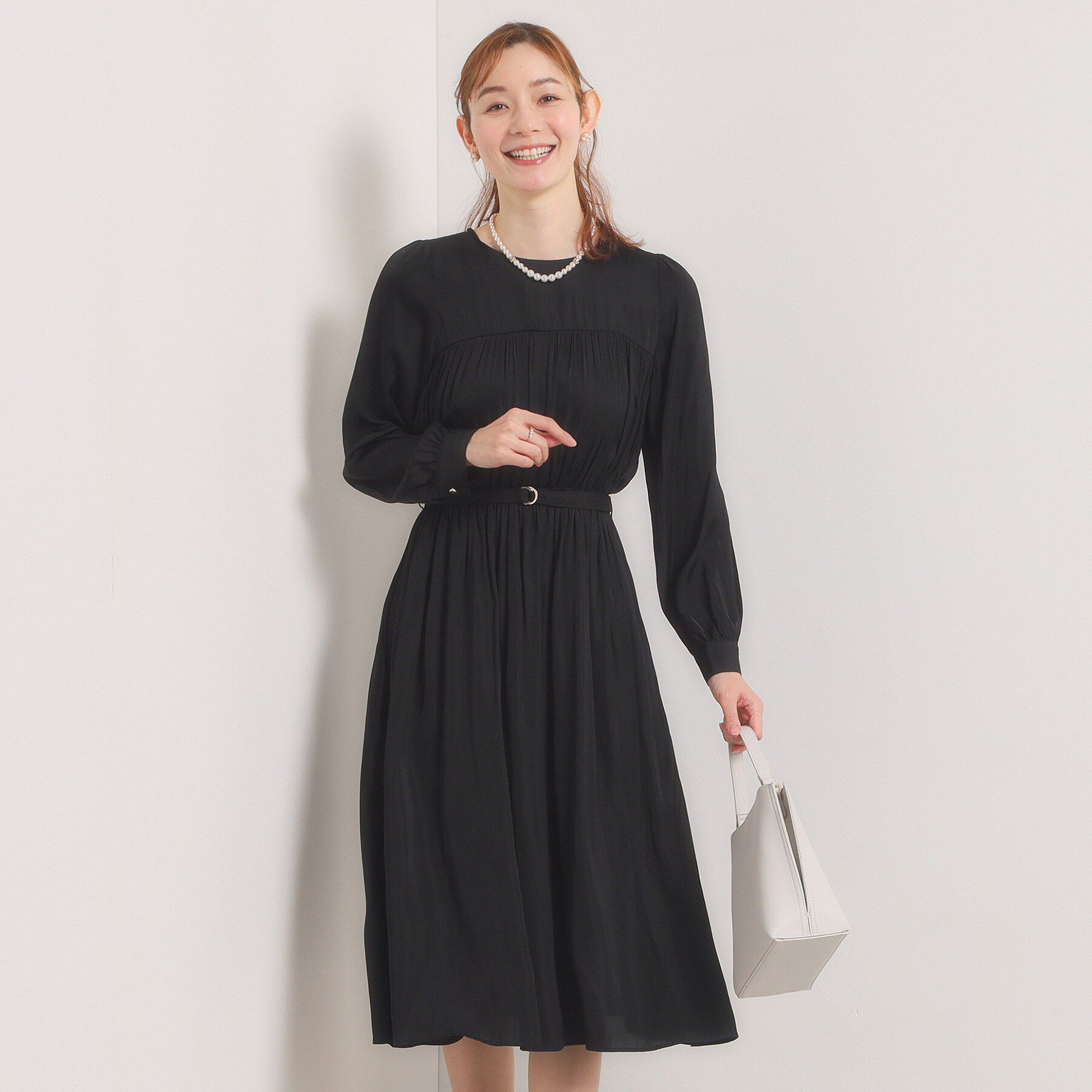 ITS&rsquo;DEMO「【入卒／手洗い可】サテンベルト付きワンピース」|ワンピース|ブラック(019)