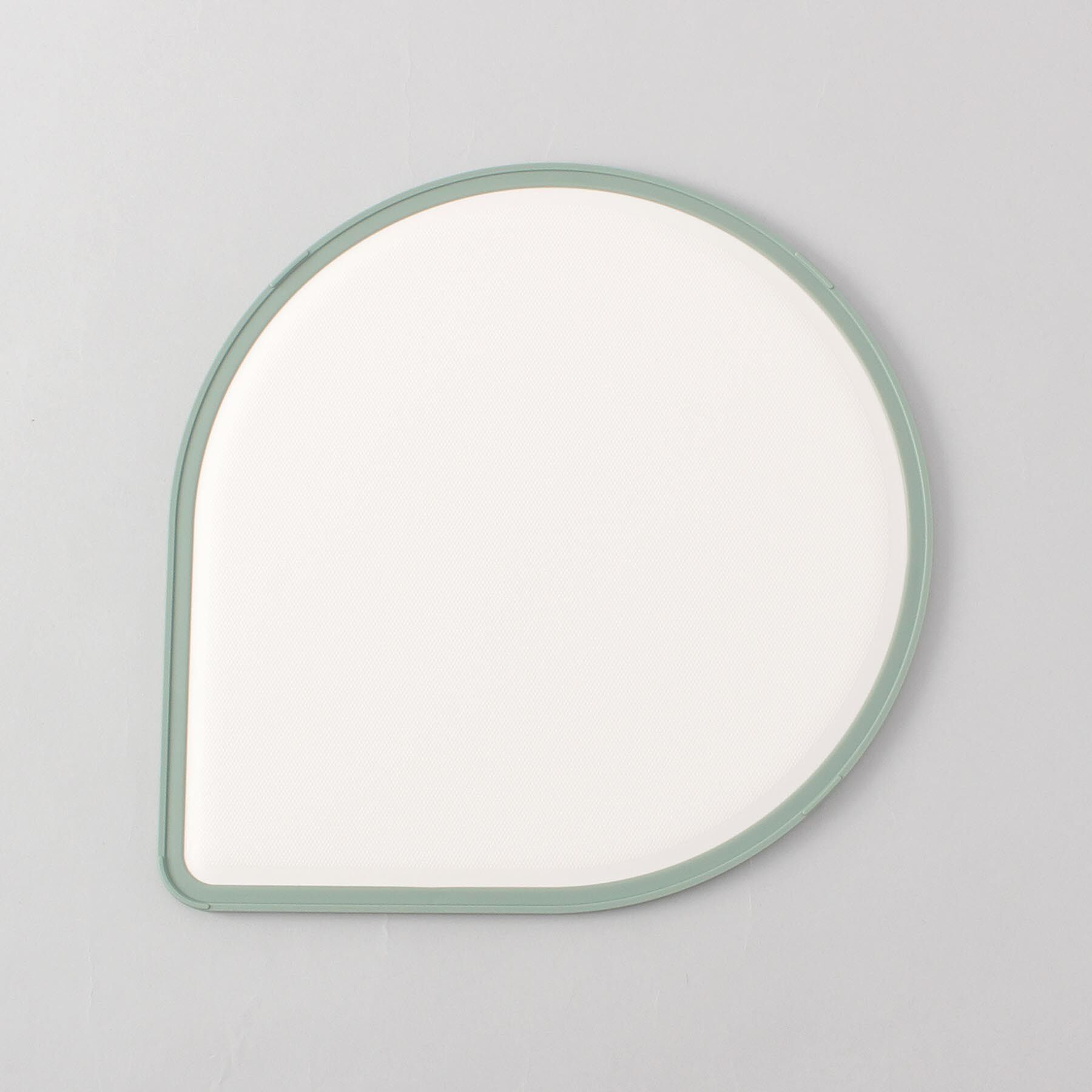 212 KITCHEN STORE「刃あたりのよいしずく型まな板 OV」|食器・キッチングッズ|