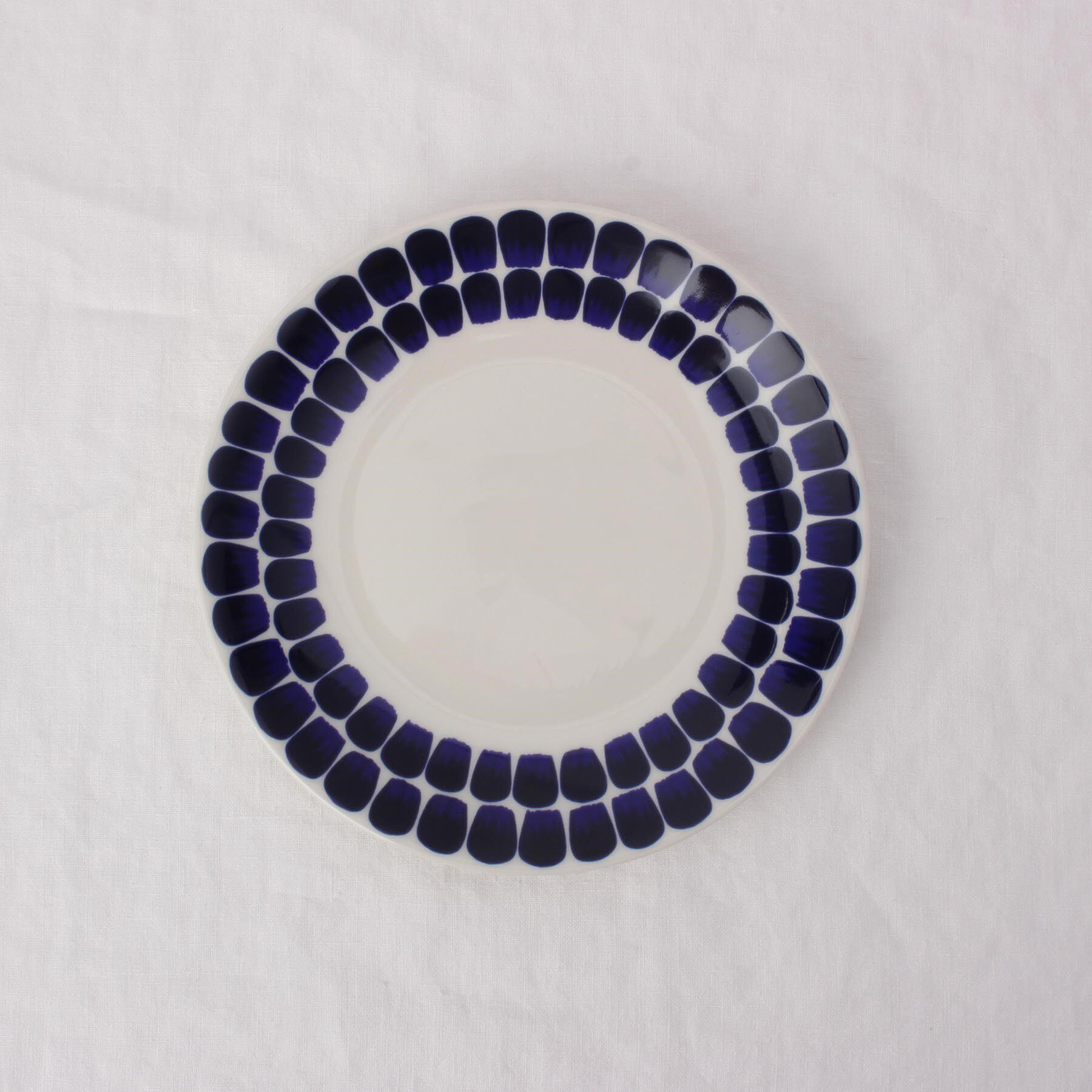 212 KITCHEN STORE「24h トゥオキオ プレート 20cm ＜ARABIA アラビア＞」|食器・キッチングッズ|