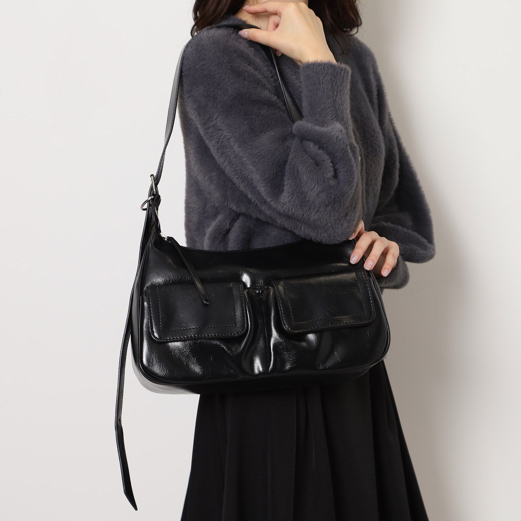 Ober Tashe「フロントポケットショルダーバッグ」|ショルダー・メッセンジャー|