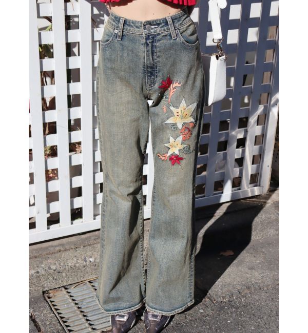 EVRIS「Embroideryフレアデニムパンツ」|デニム|