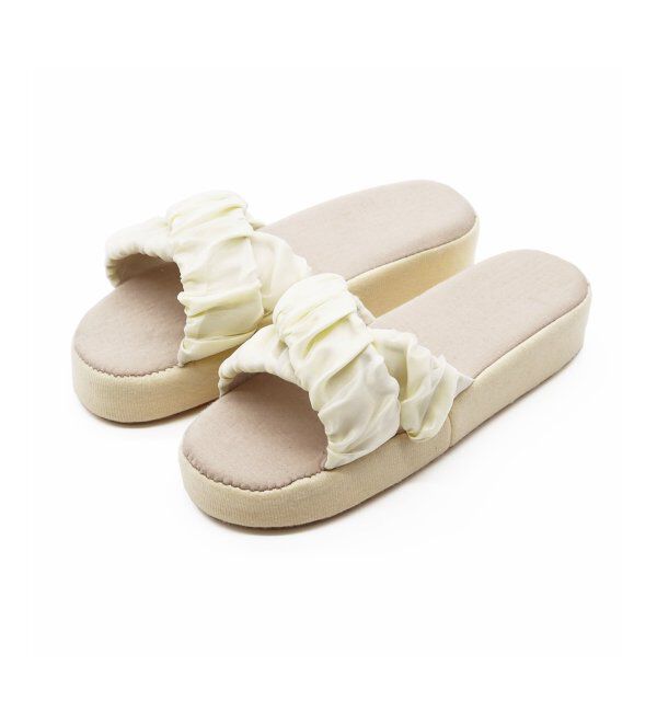 TOKYO DESIGN CHANNEL「Uruvi ウルヴィ 厚底スリッパ」|ルームシューズ|オフホワイト