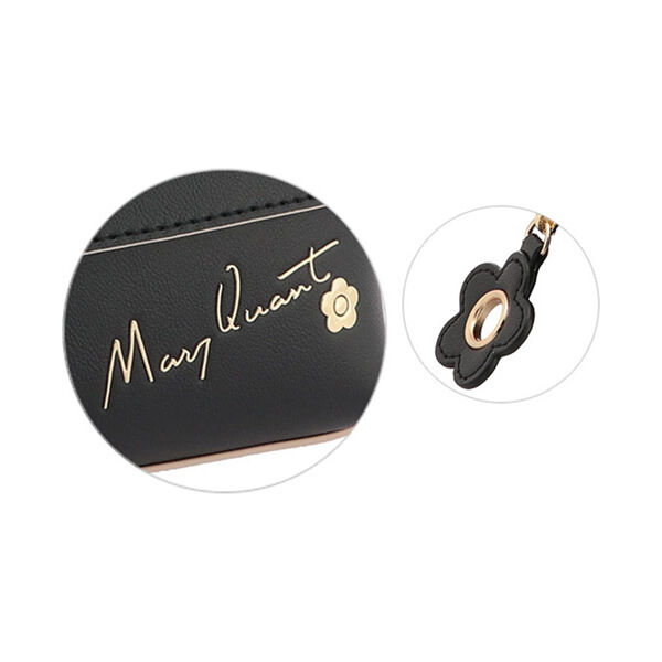  「マリークワント フリップサイドデイジー スクエアティッシュケース ブラック 本体 (H11&times;W15.5&times;D4cm)」|コスメ雑貨|