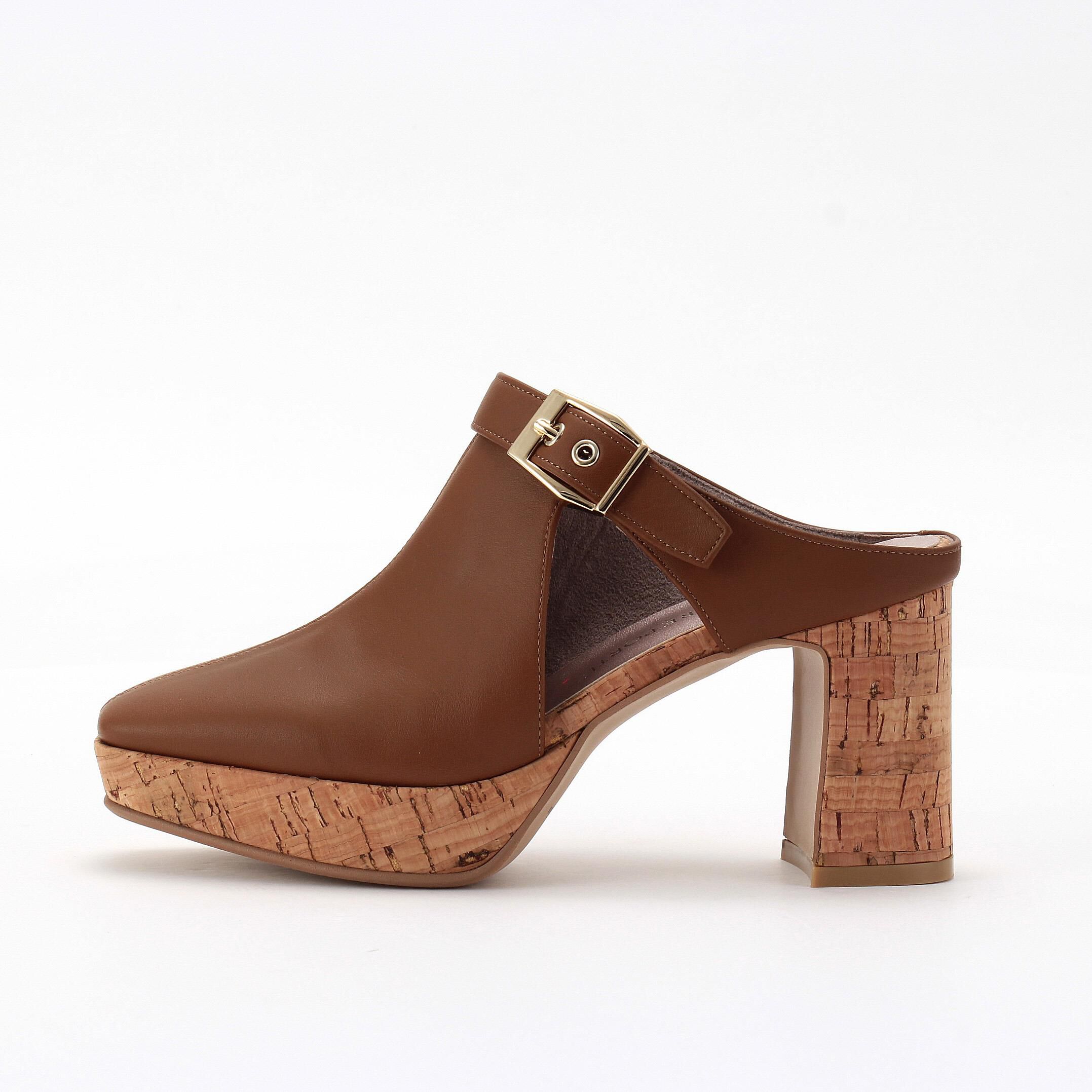 銀座かねまつ「【本革】【PREMIERE PORTE】ストーム付きサボサンダル」|サンダル|