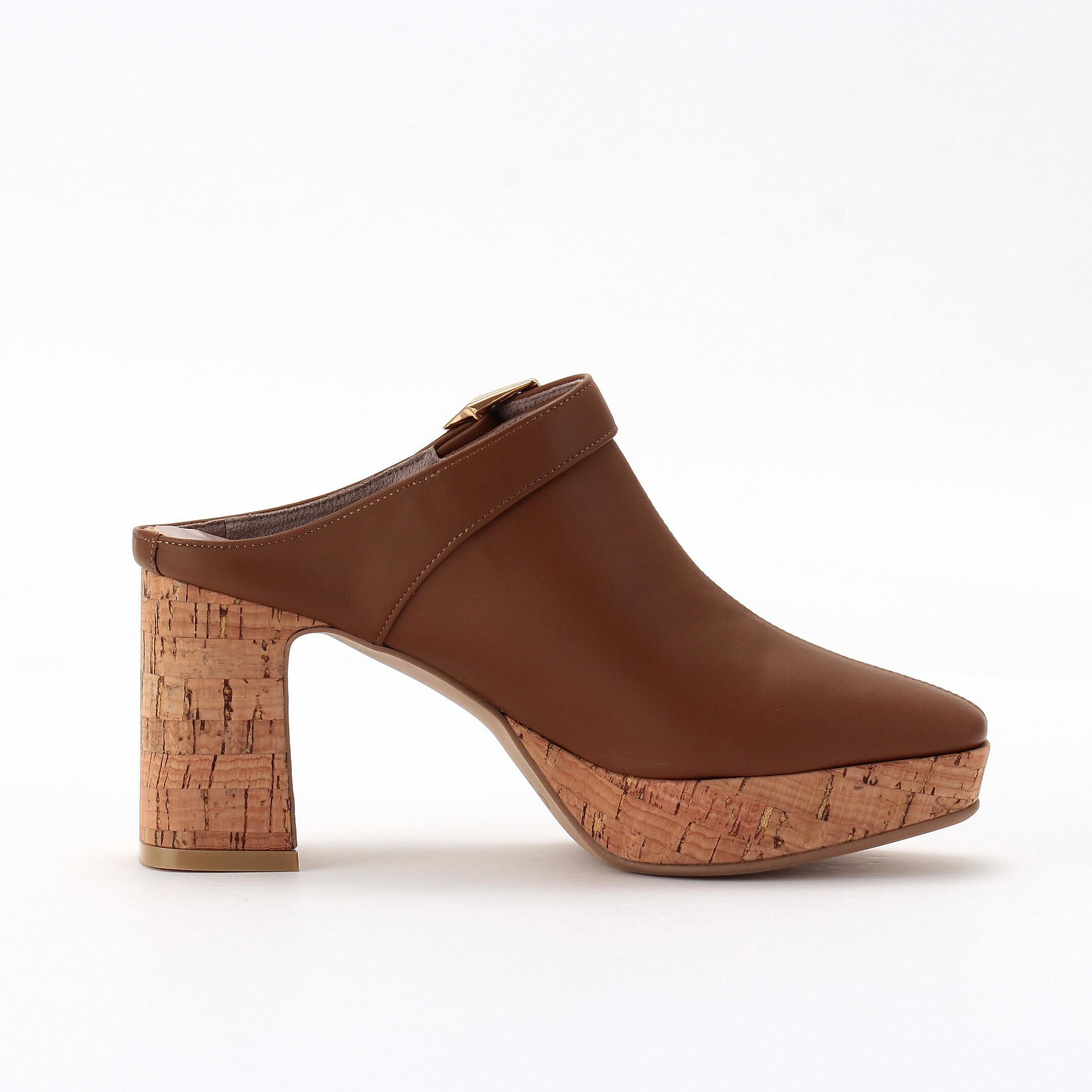 銀座かねまつ「【本革】【PREMIERE PORTE】ストーム付きサボサンダル」|サンダル|