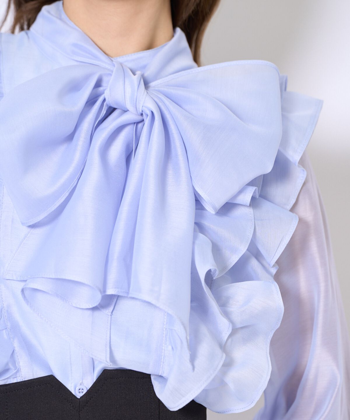 アンドクチュール「ボウタイフリルシアーブラウス」|シャツ・ブラウス|