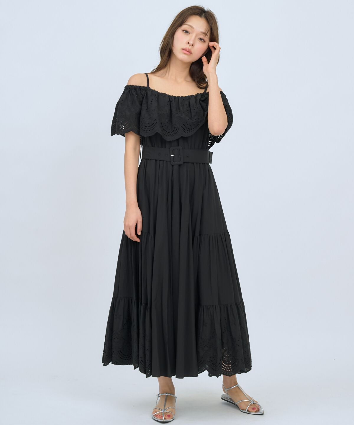 アンドクチュール「レースオフショルティアードワンピース」|ワンピース|