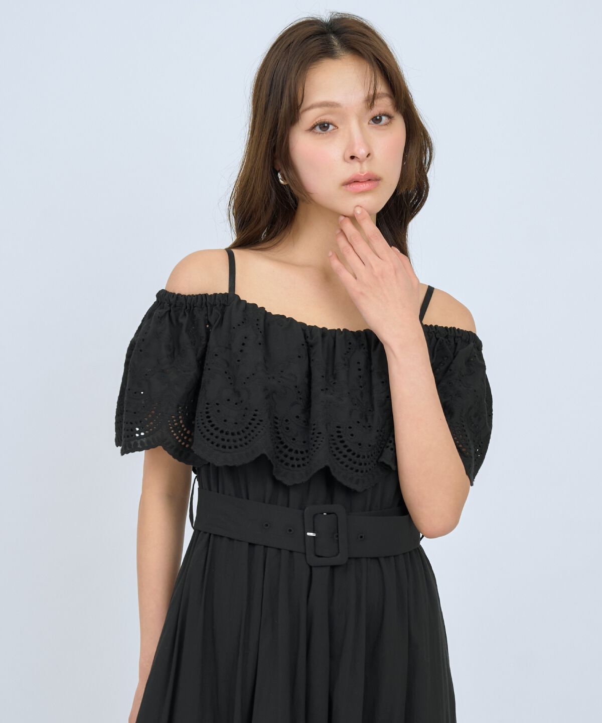 アンドクチュール「レースオフショルティアードワンピース」|ワンピース|