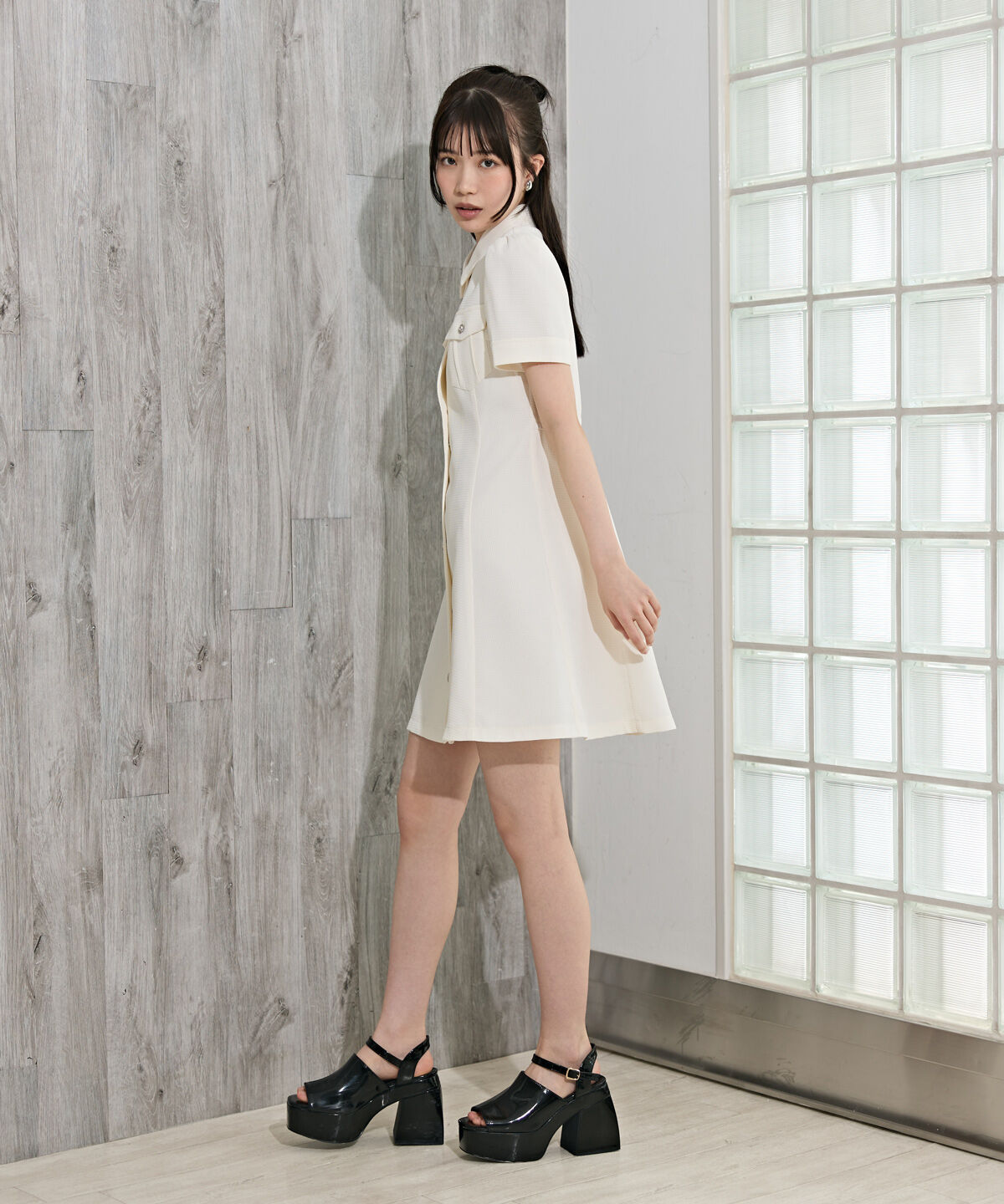 REDYAZEL「エンブレムボタンワッフルシャツワンピース」|ワンピース|