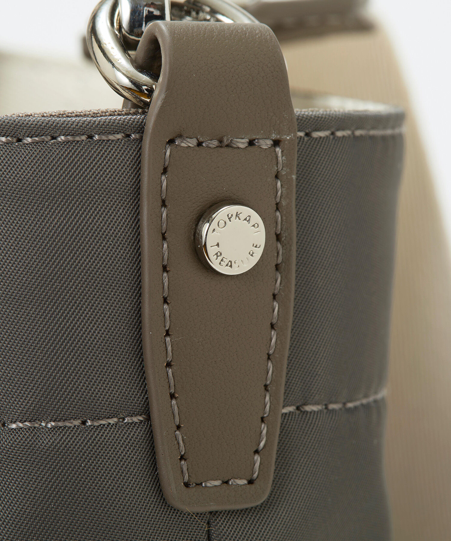 TOPKAPI TREASURE「【TREASURE TOPKAPI】ストライプハンドル ナイロン 縦型 2way トートバッグ A4対応」|トートバッグ|