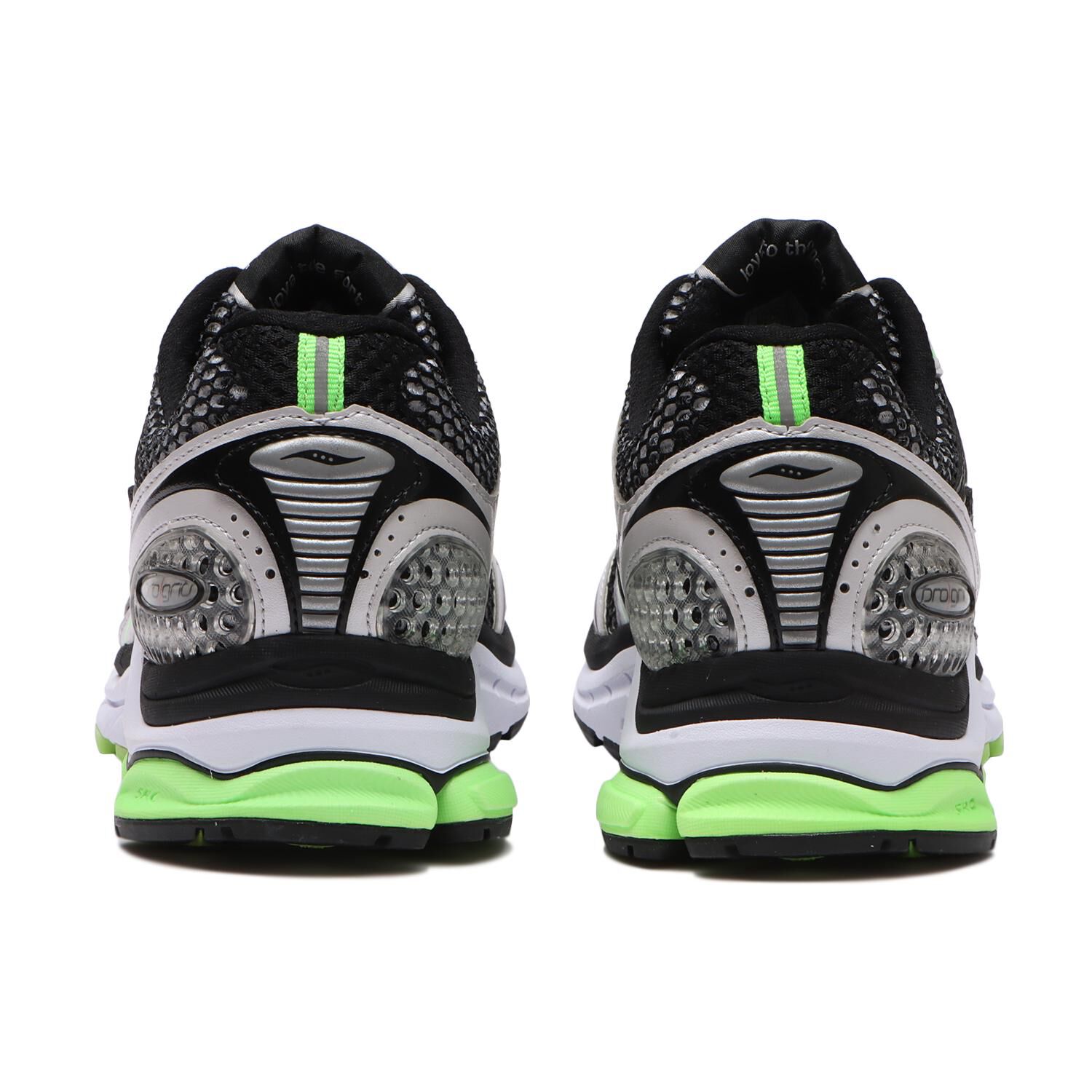 saucony「【SAUCONY】PROGRID TRIUMPH 4」|スニーカー|