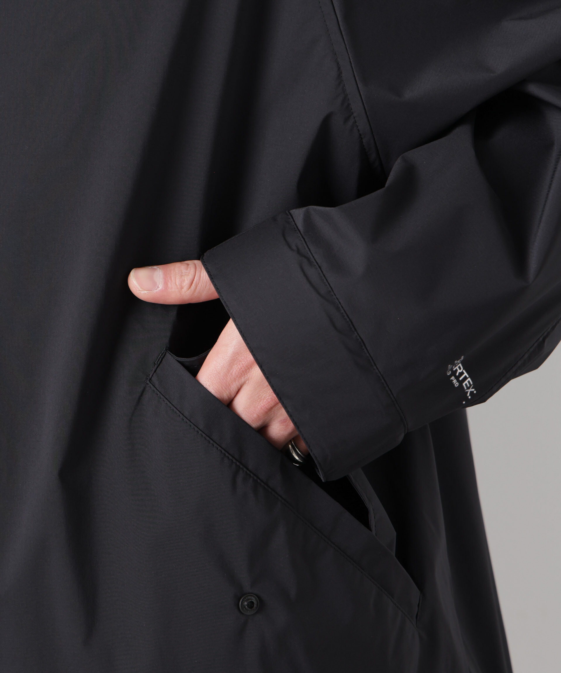 nano･universe「「Meaningful Continuity」PERTEX(R) SHIELD PRO フードブルゾン」|ブルゾン・スタジャン|