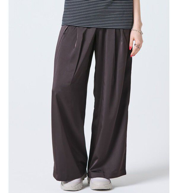 LACOSTE「オーバーサイズイージーサテンパンツ」|サルエル|ブラック