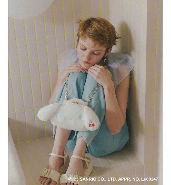 VIS「【シナモロール】VIS別注フェイスポーチ」|ポーチ|