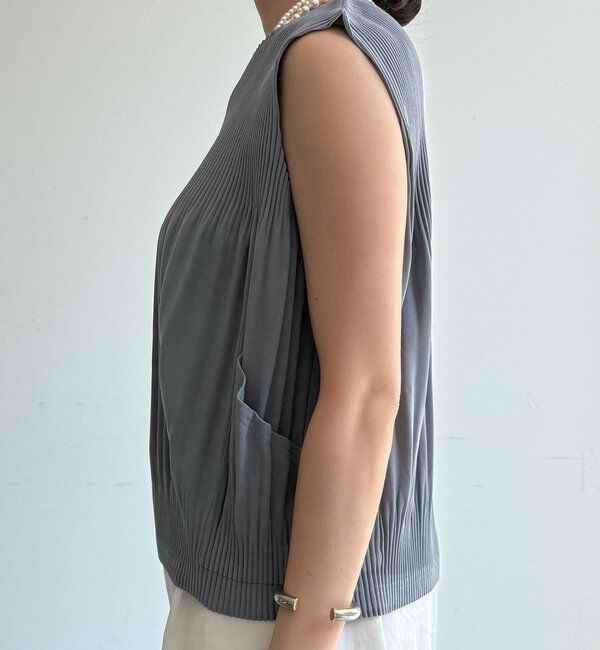  「【WEB限定】プリーツノースリーブトップス」|Tシャツ・カットソー|
